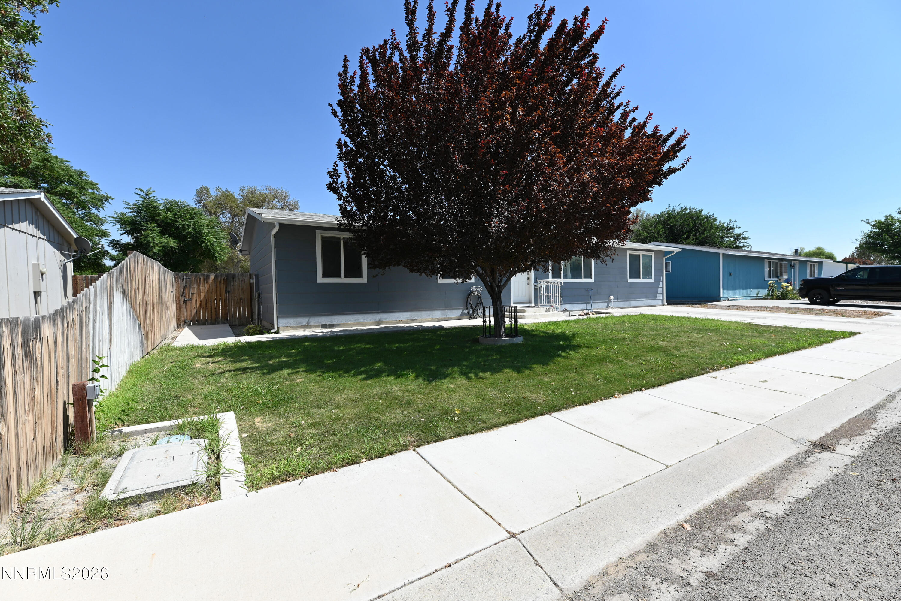 210 Willow Drive Property Photo 3