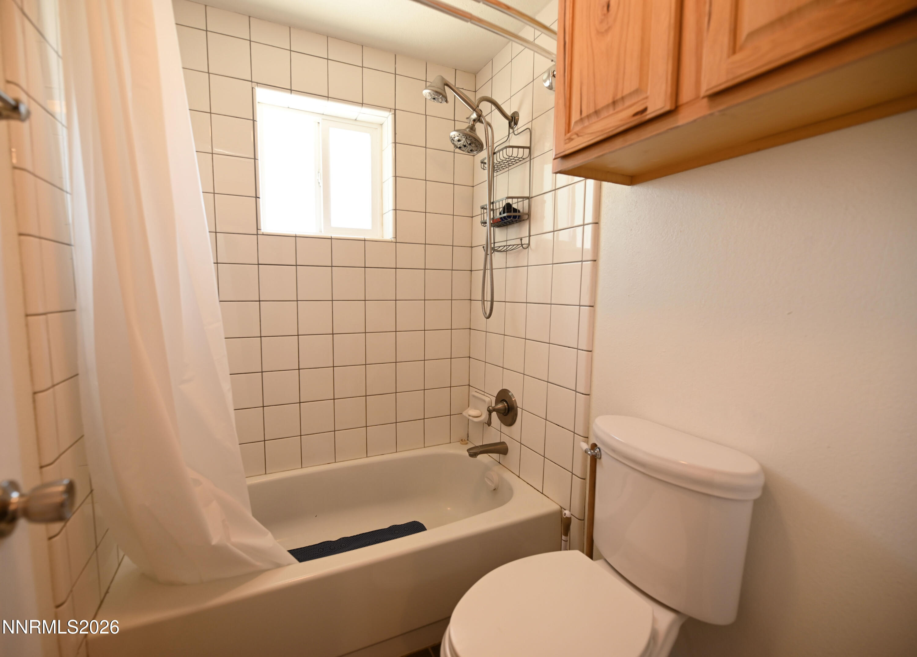 210 Willow Drive Property Photo 8