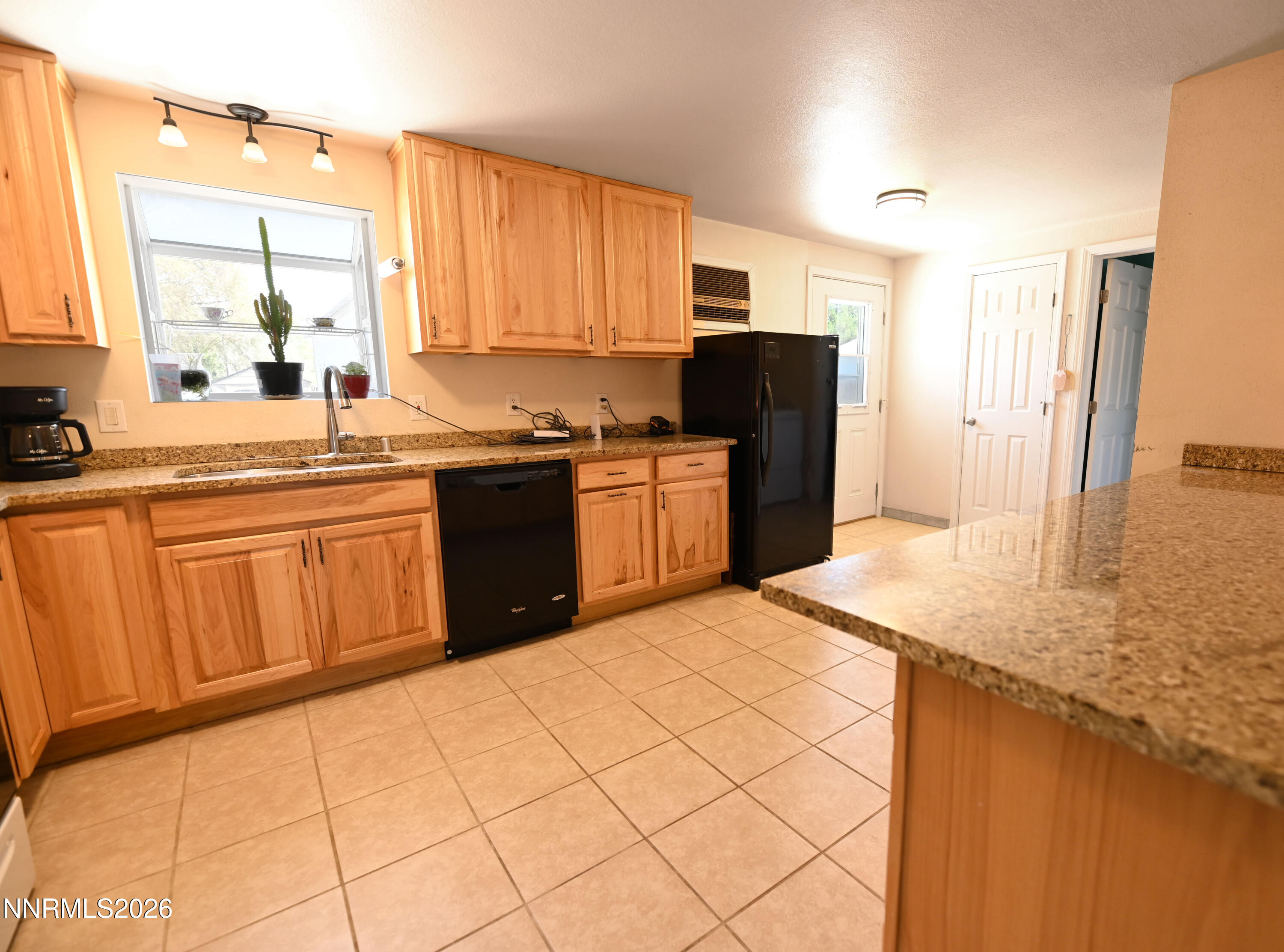 210 Willow Drive Property Photo 13