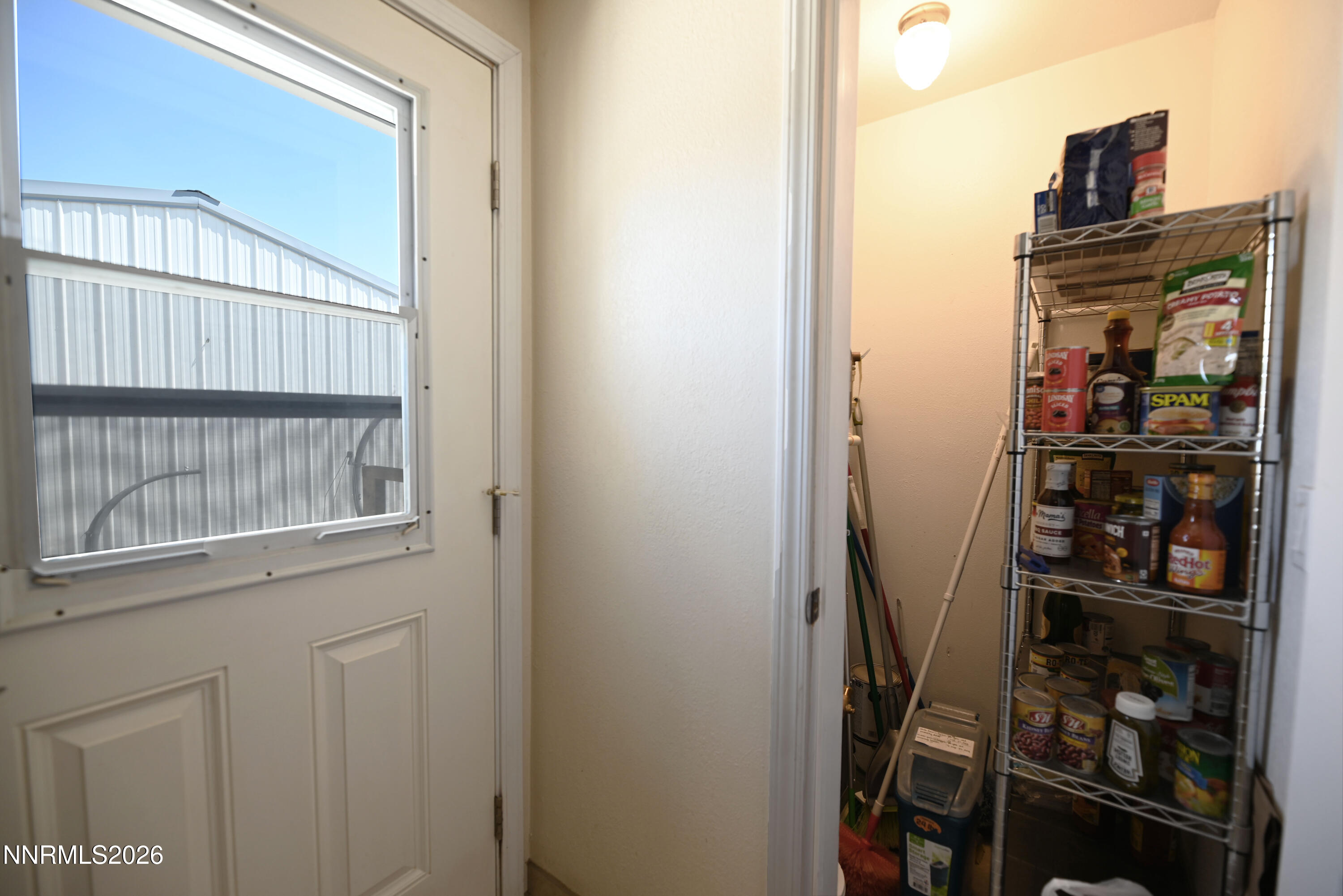 210 Willow Drive Property Photo 14