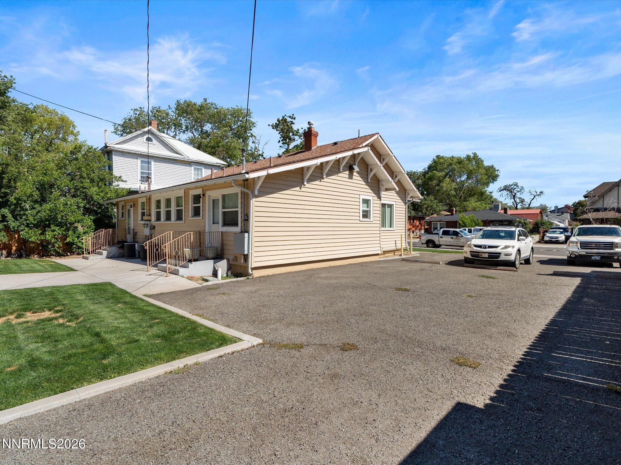 357 Roberts Street Property Photo 6