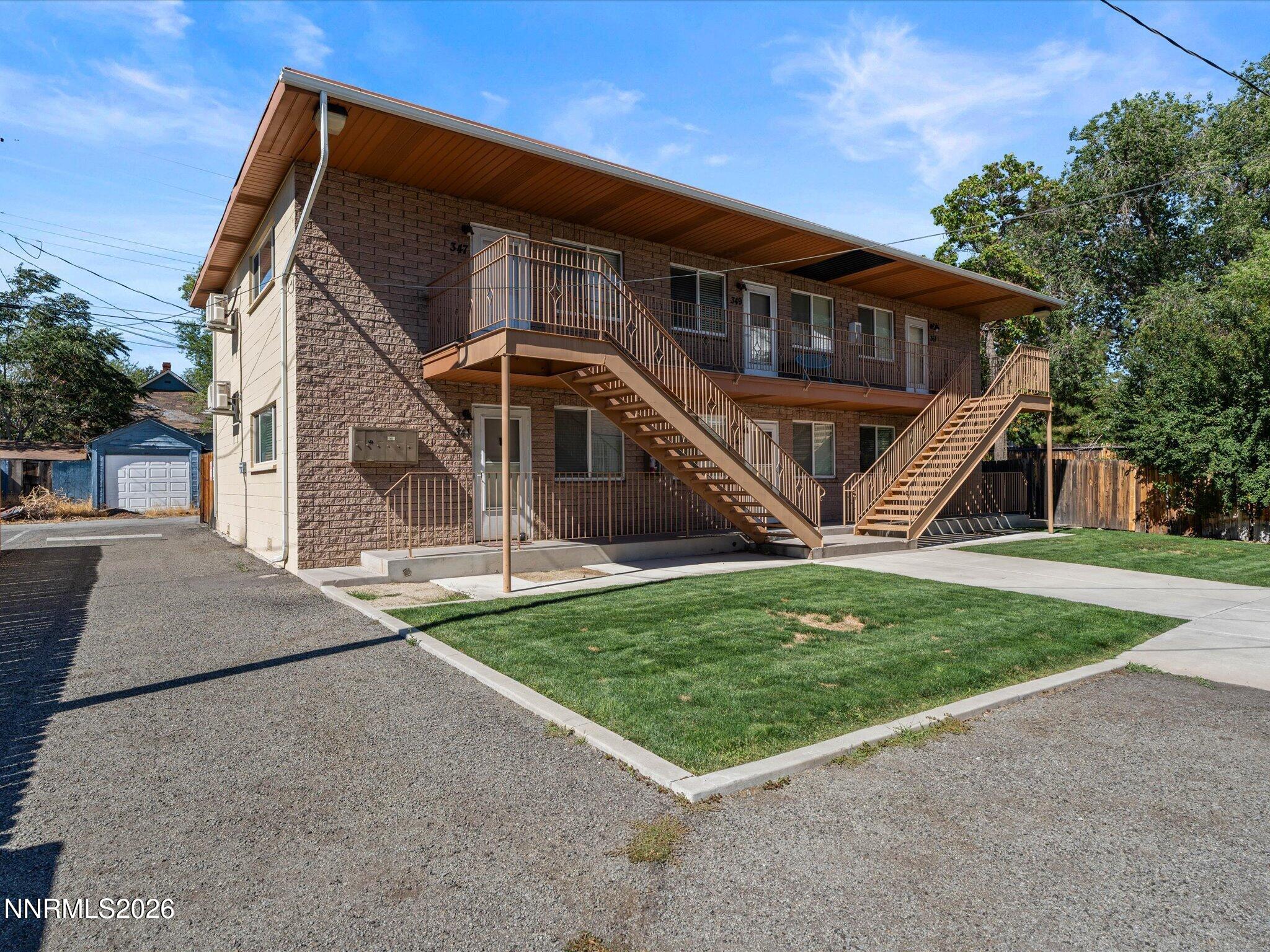 357 Roberts Street Property Photo 11