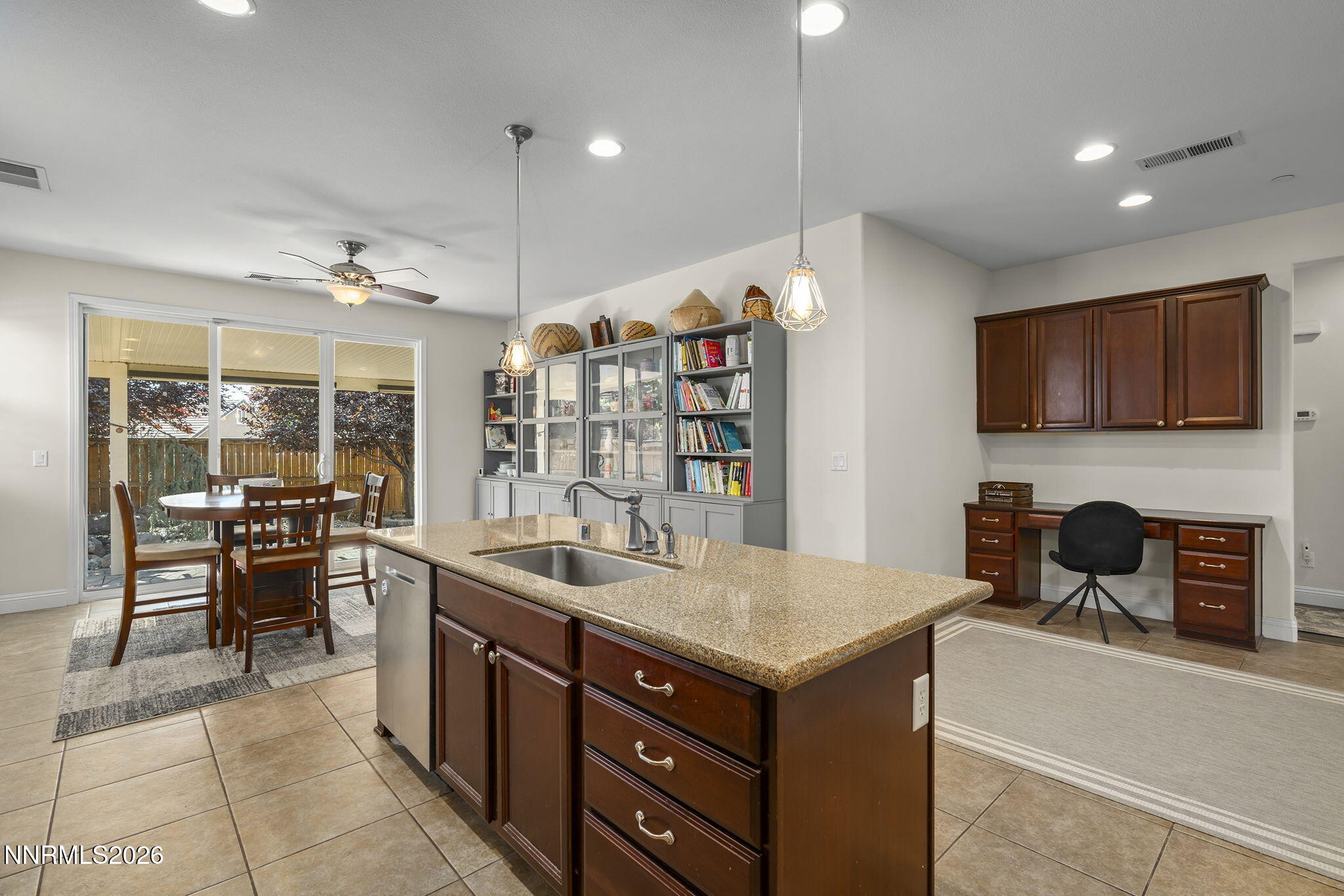 5379 Desertstone Drive Property Photo 10