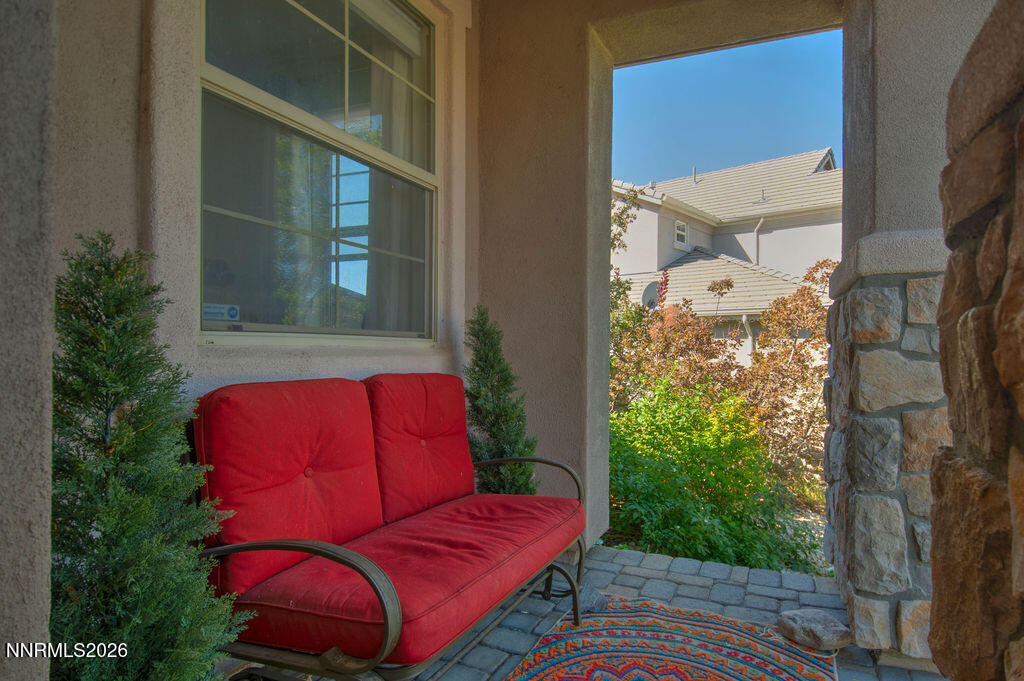 7806 Fire Opal Lane Property Photo 4