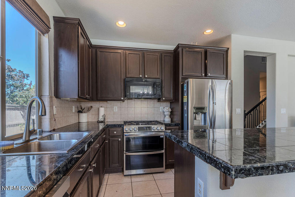 7806 Fire Opal Lane Property Photo 16