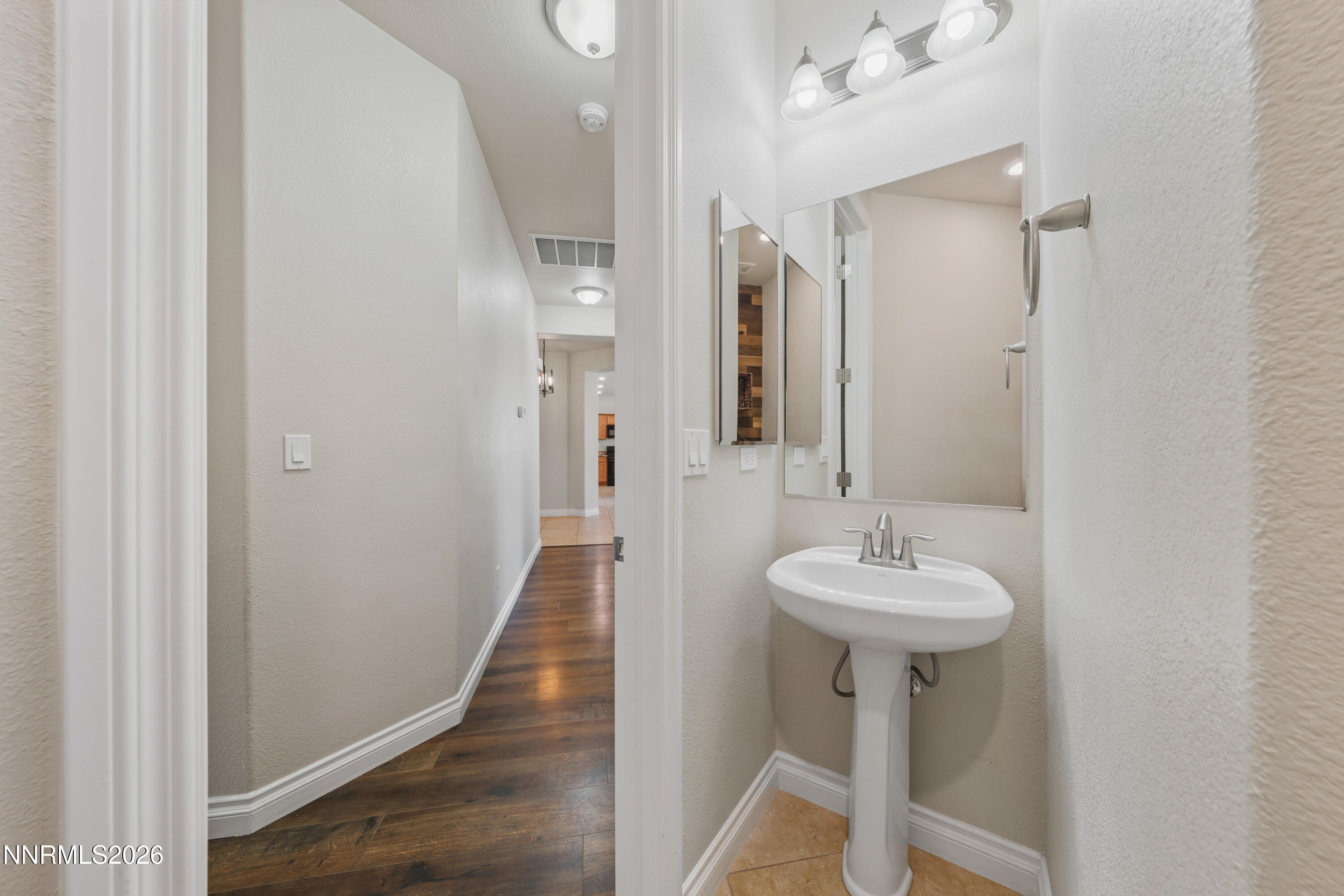 18212 Polar Bear Court Property Photo 32