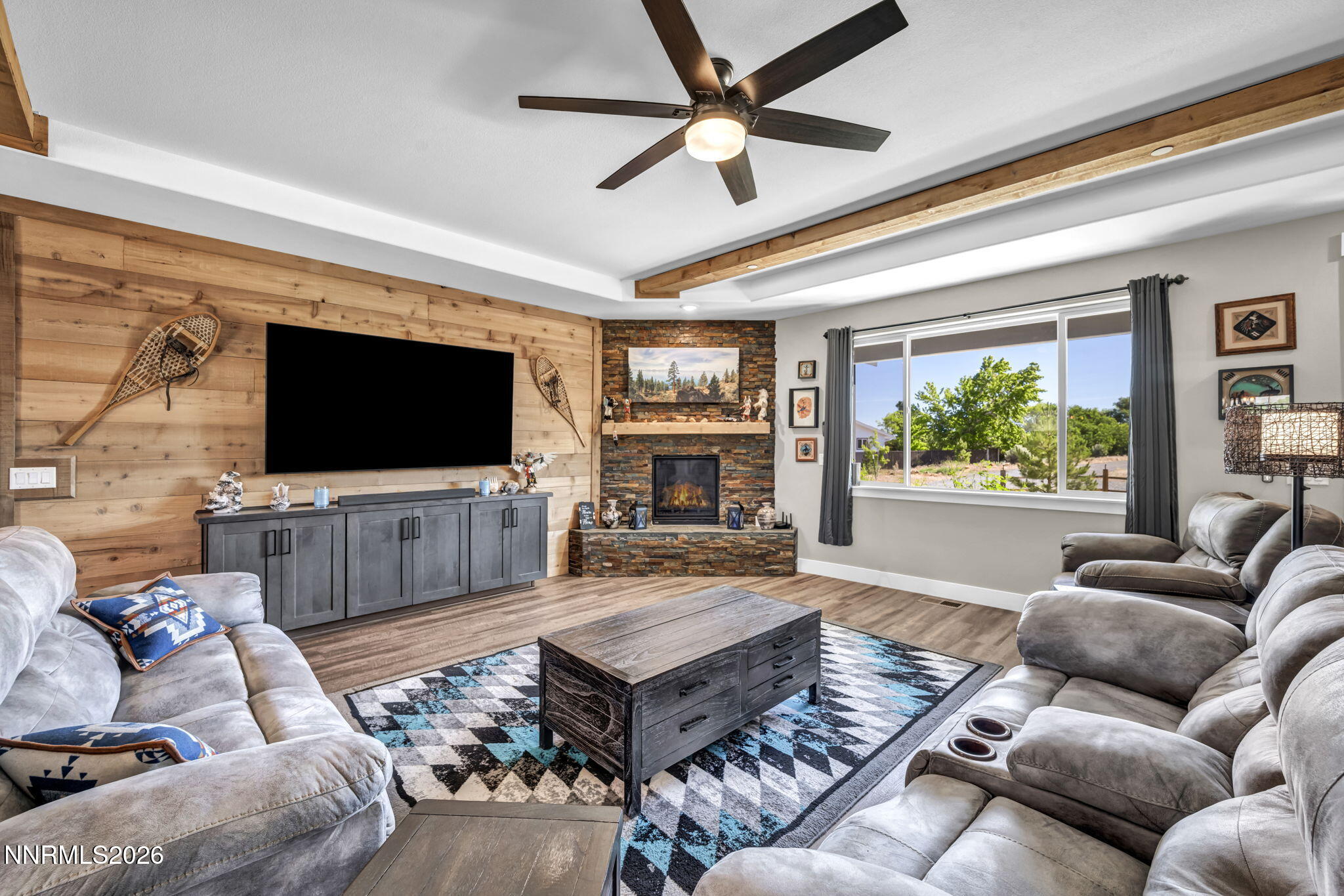 3678 Summer Hill Drive Property Photo 6