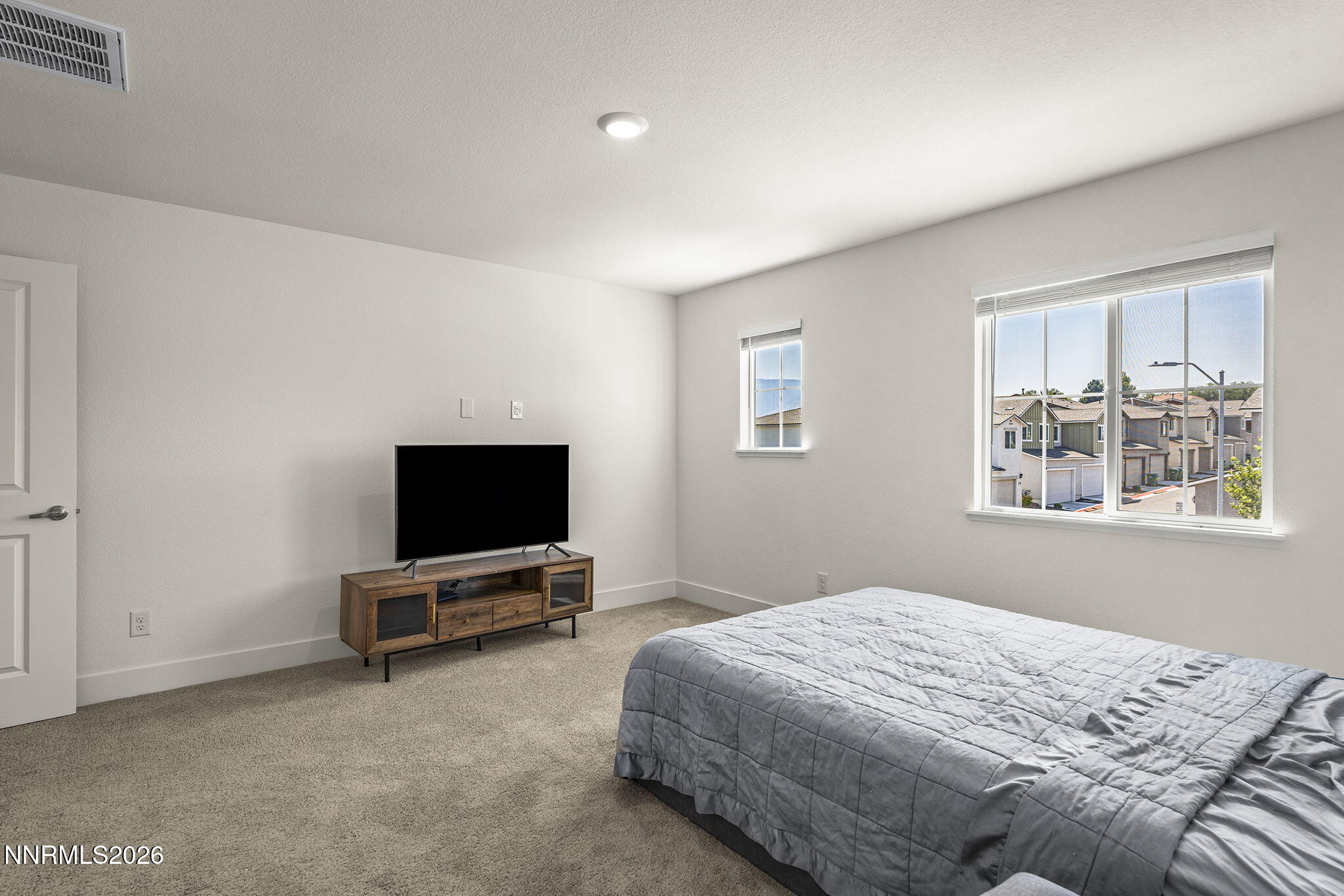 1330 Alpine Terrace Property Photo 15