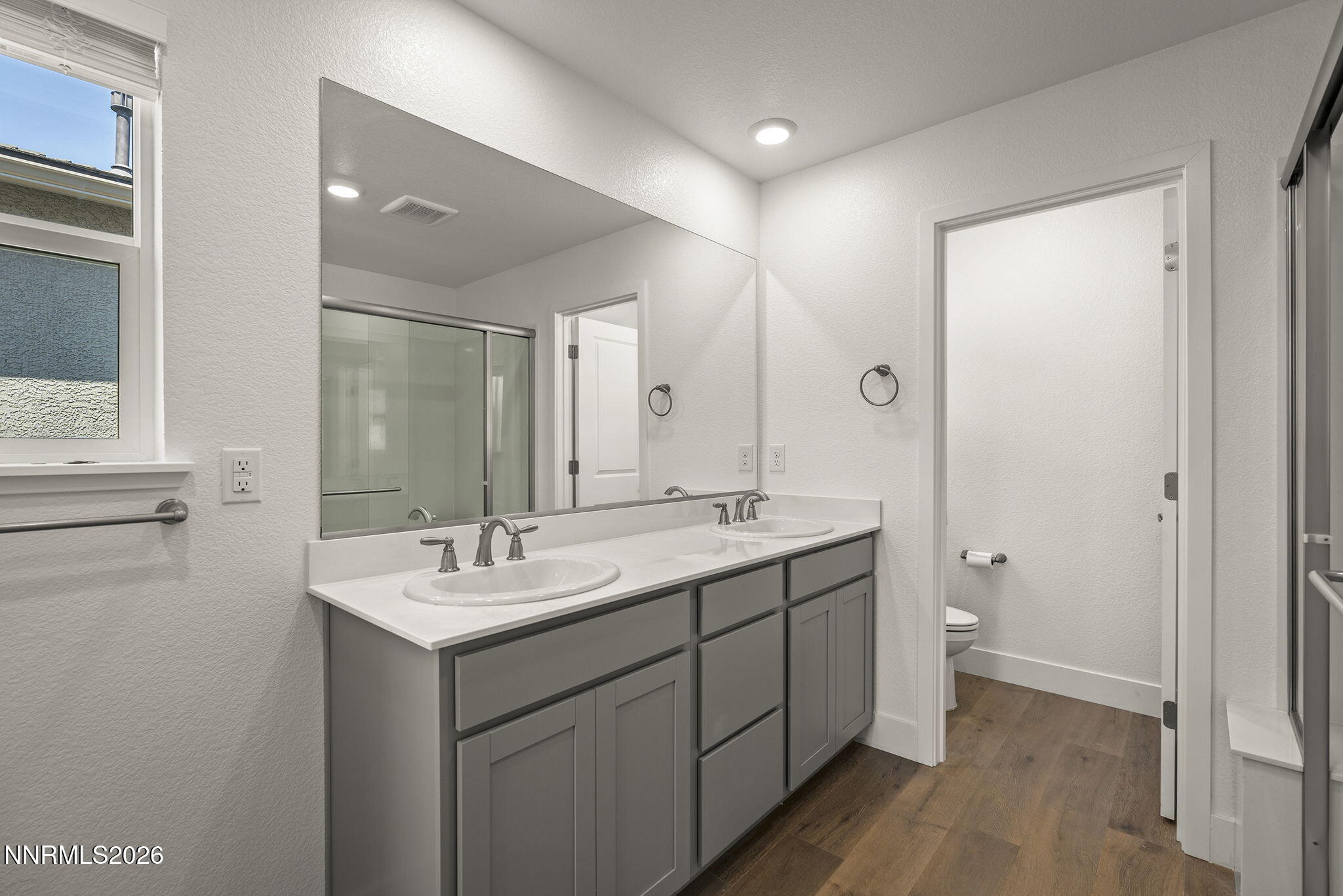 1330 Alpine Terrace Property Photo 16