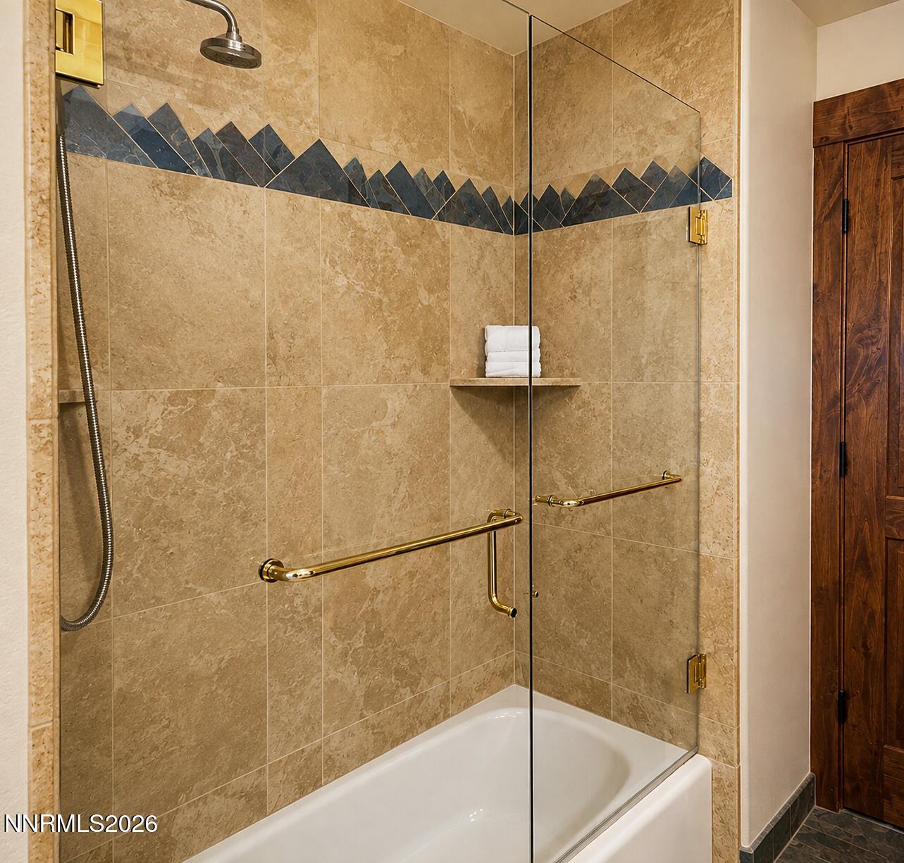 260010143 Property Photo 41