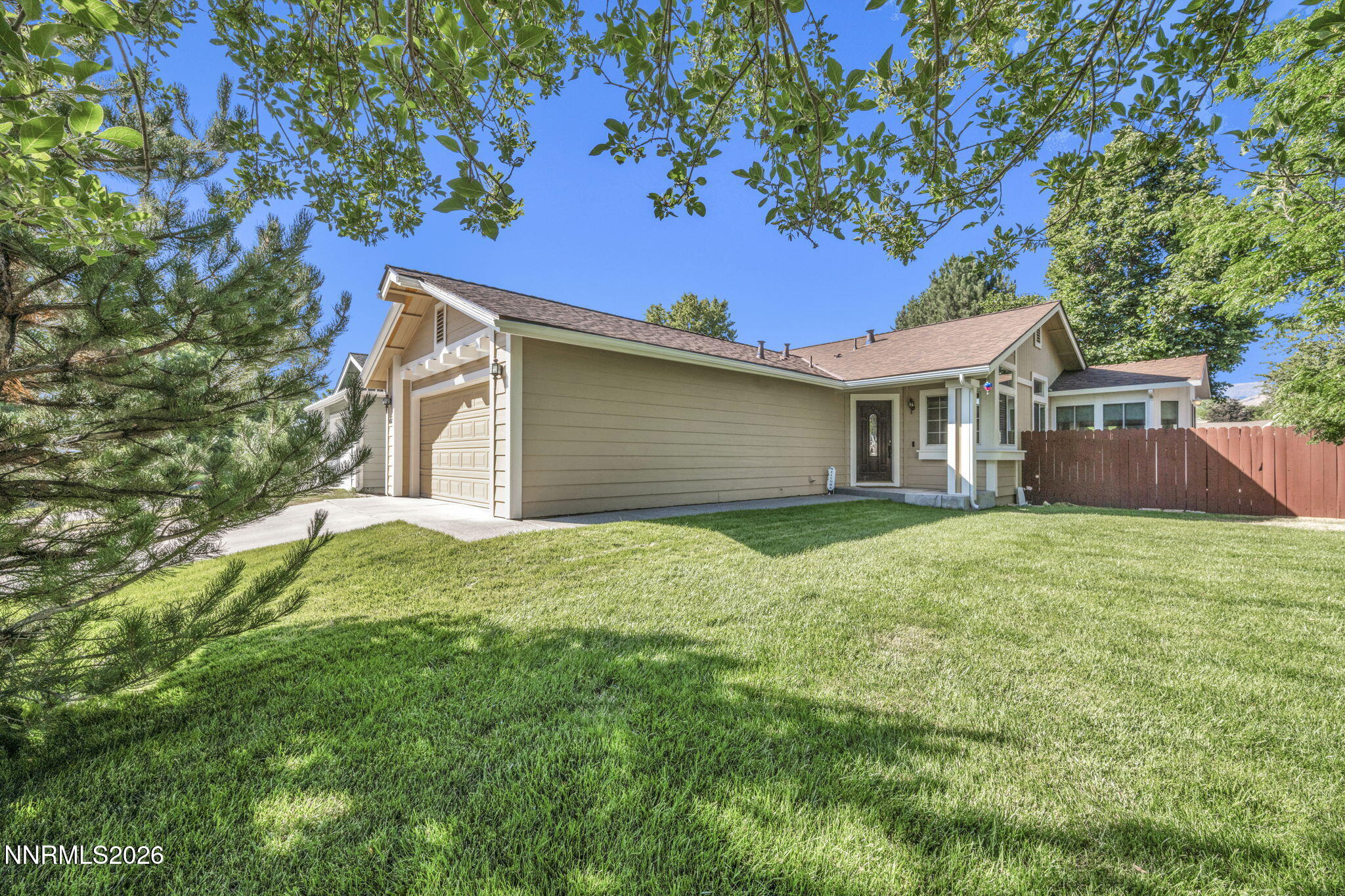 7553 Water View Way Property Photo 3