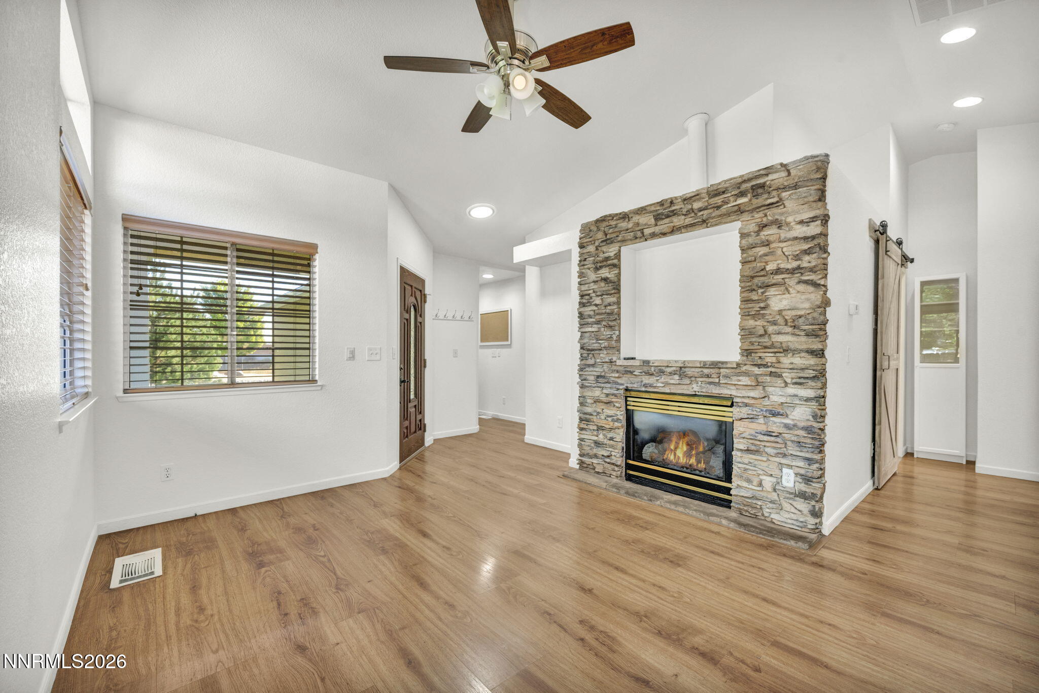 7553 Water View Way Property Photo 9