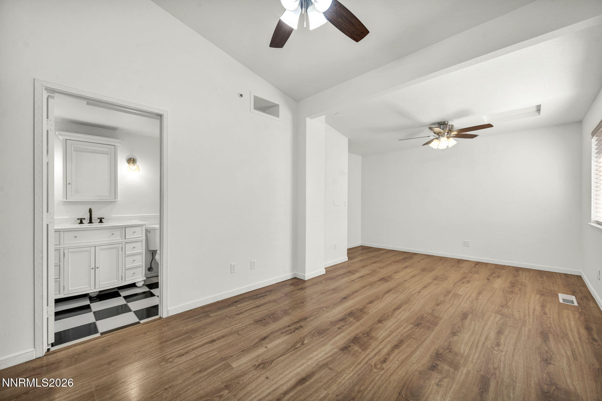 7553 Water View Way Property Photo 20