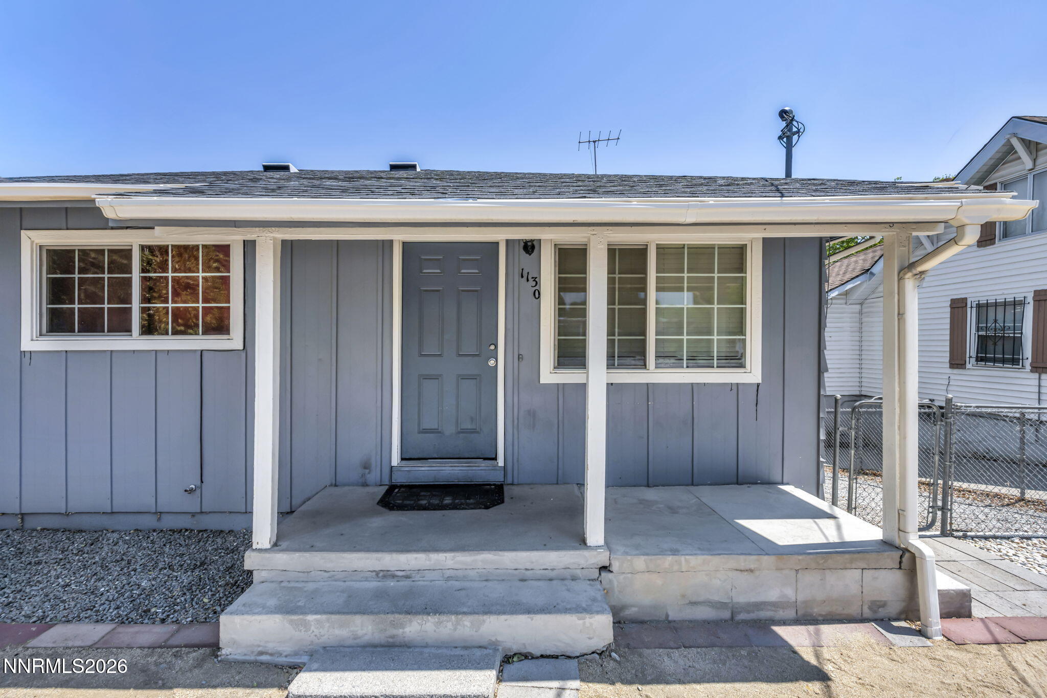 1130 Evans Avenue Property Photo 2