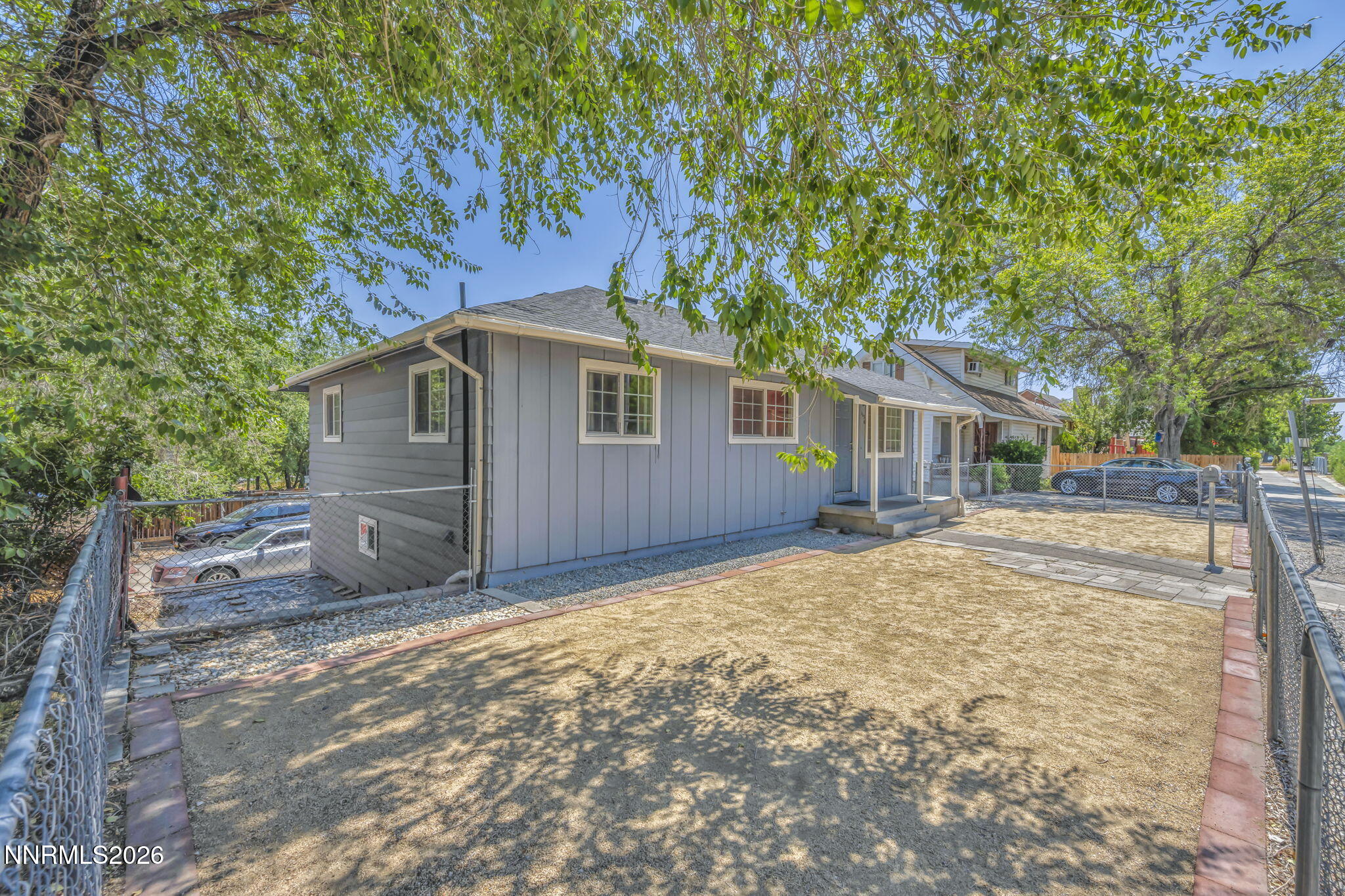 1130 Evans Avenue Property Photo 12