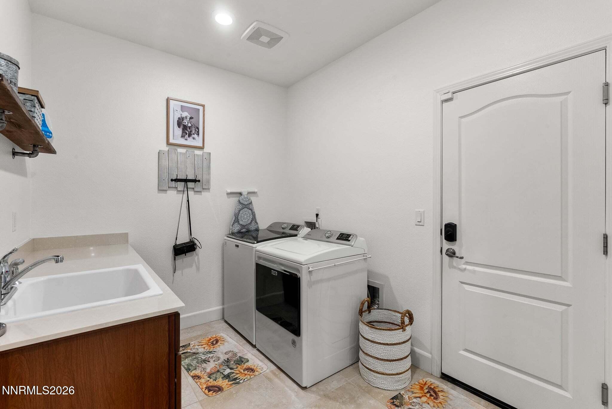 200 Noble Metal Court Property Photo 33