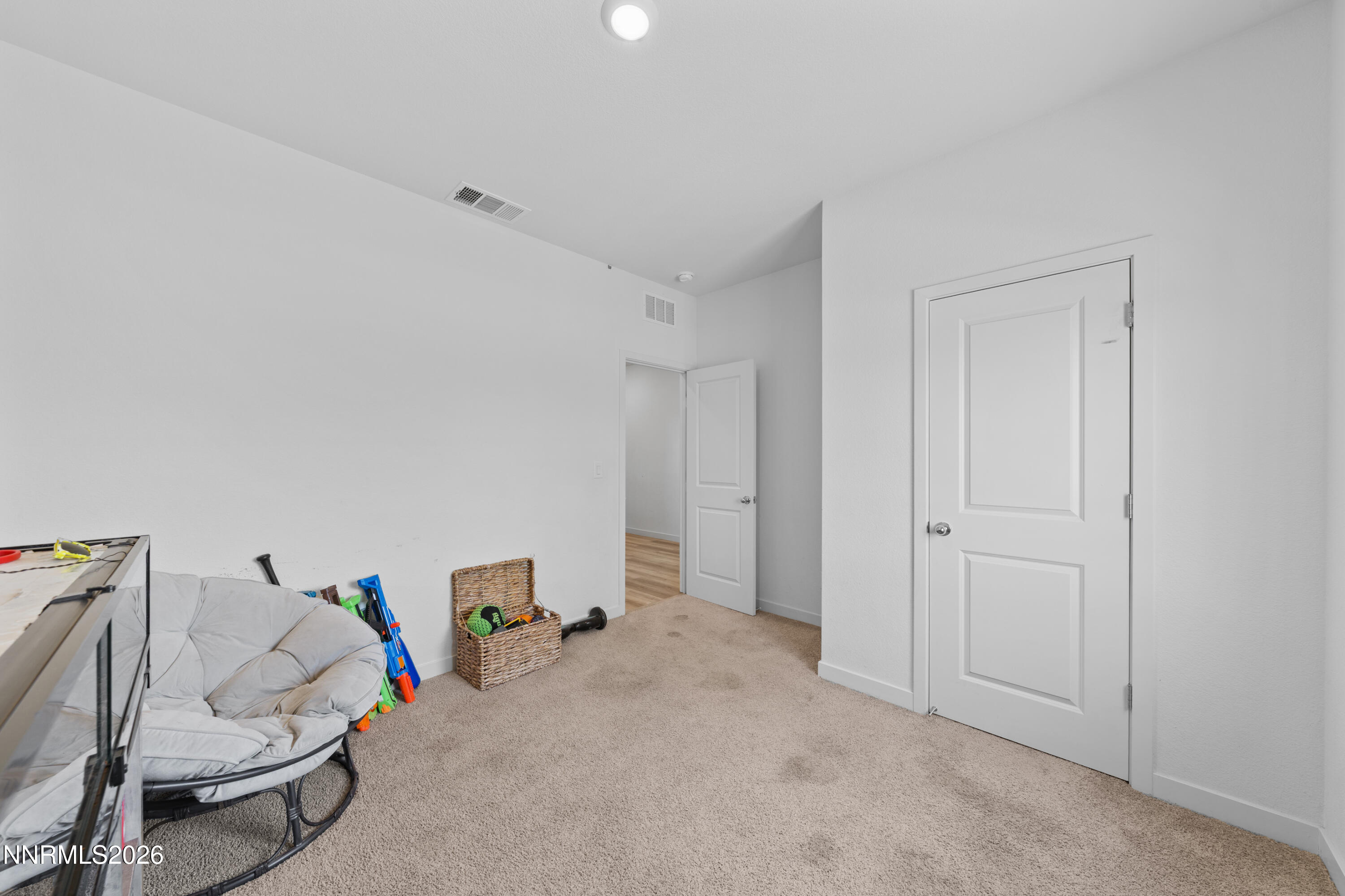 1692 Picetti Way Property Photo 6