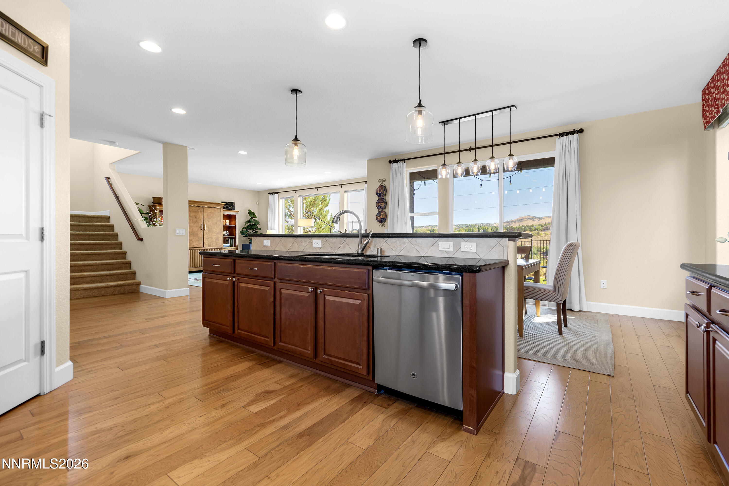 175 Anselmo Drive Property Photo 12