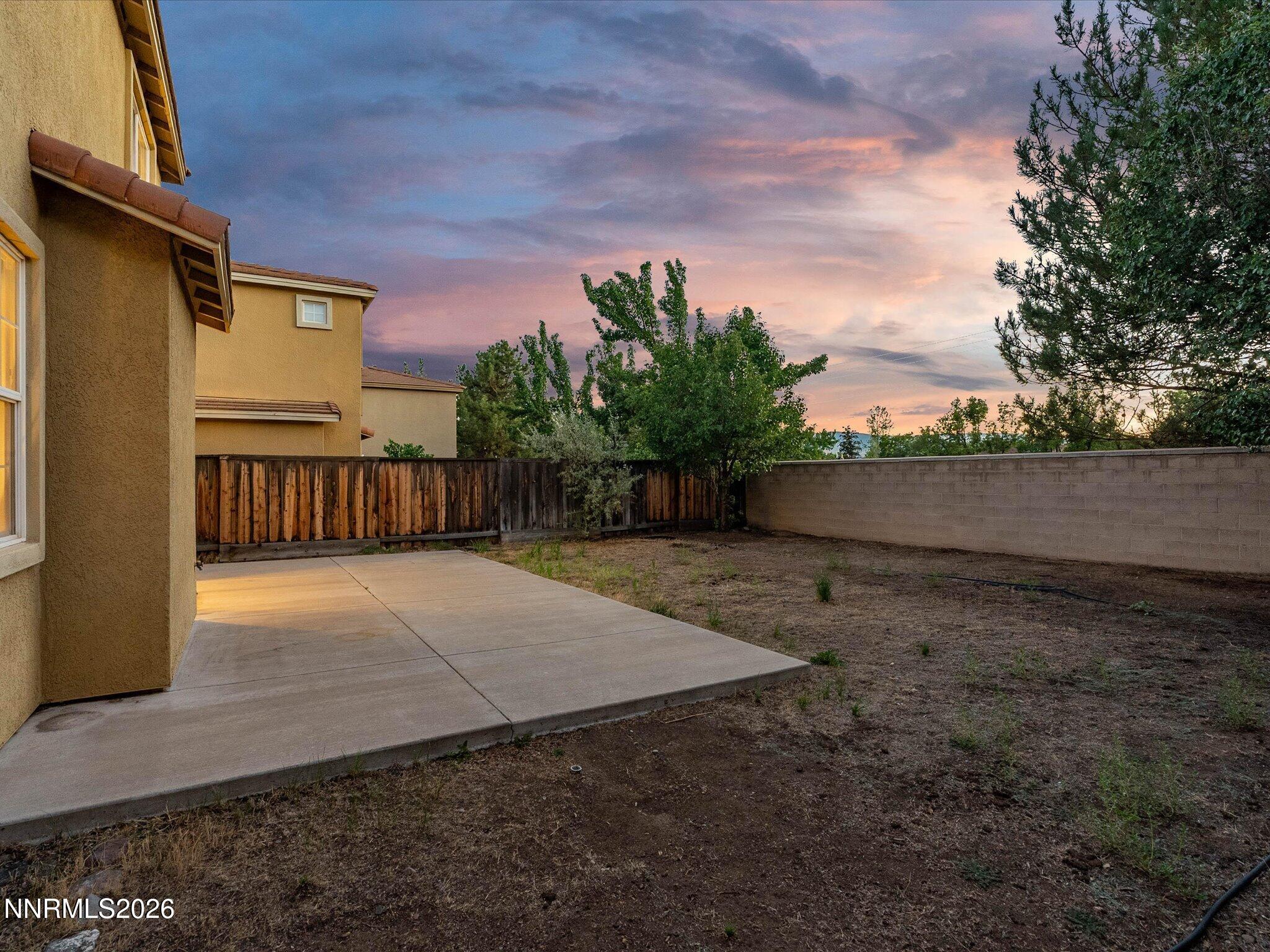 2563 Napoli Drive Property Photo 3