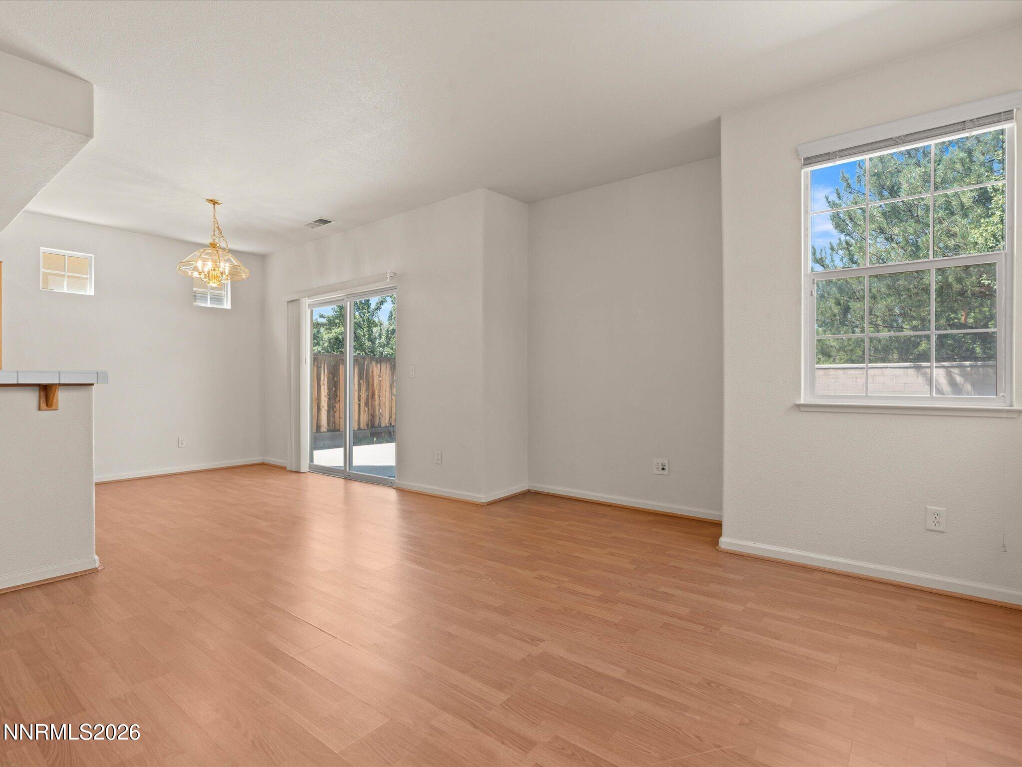 2563 Napoli Drive Property Photo 9