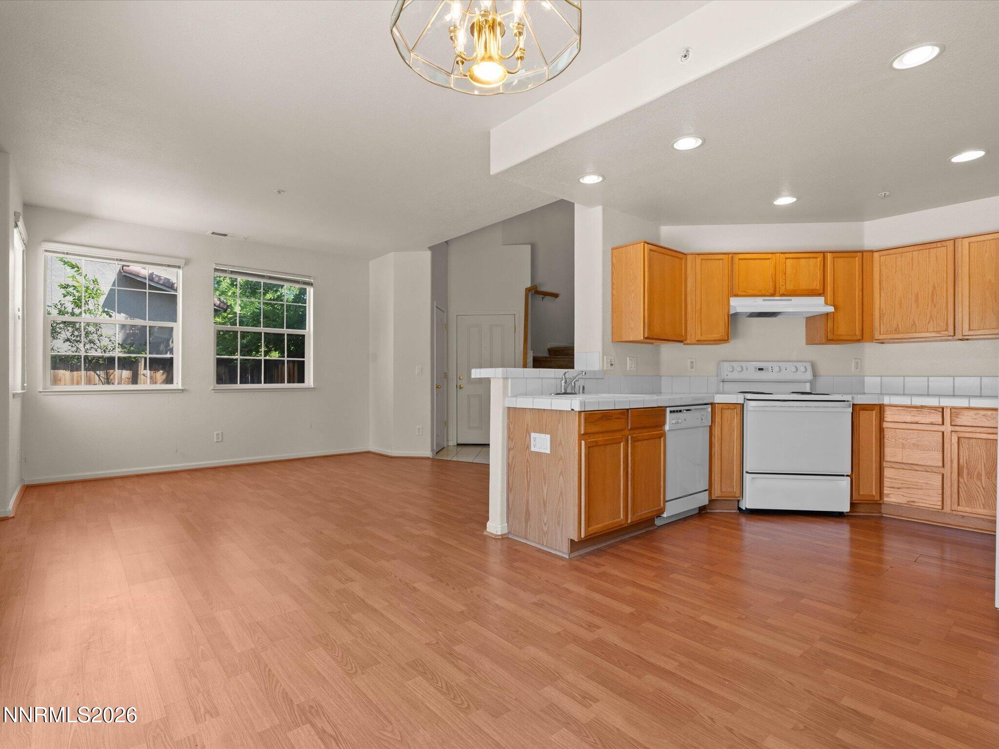 2563 Napoli Drive Property Photo 15