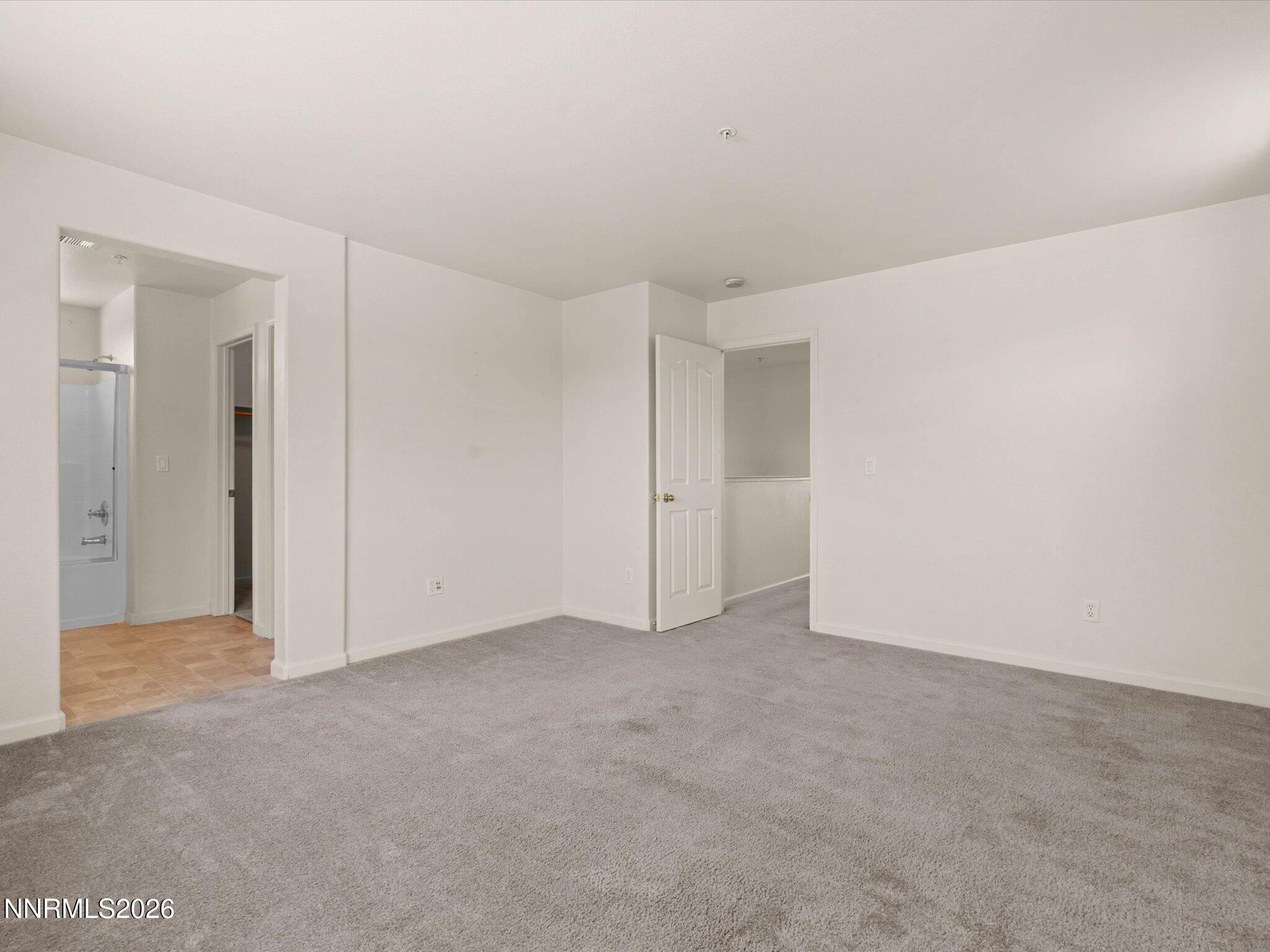 2563 Napoli Drive Property Photo 25
