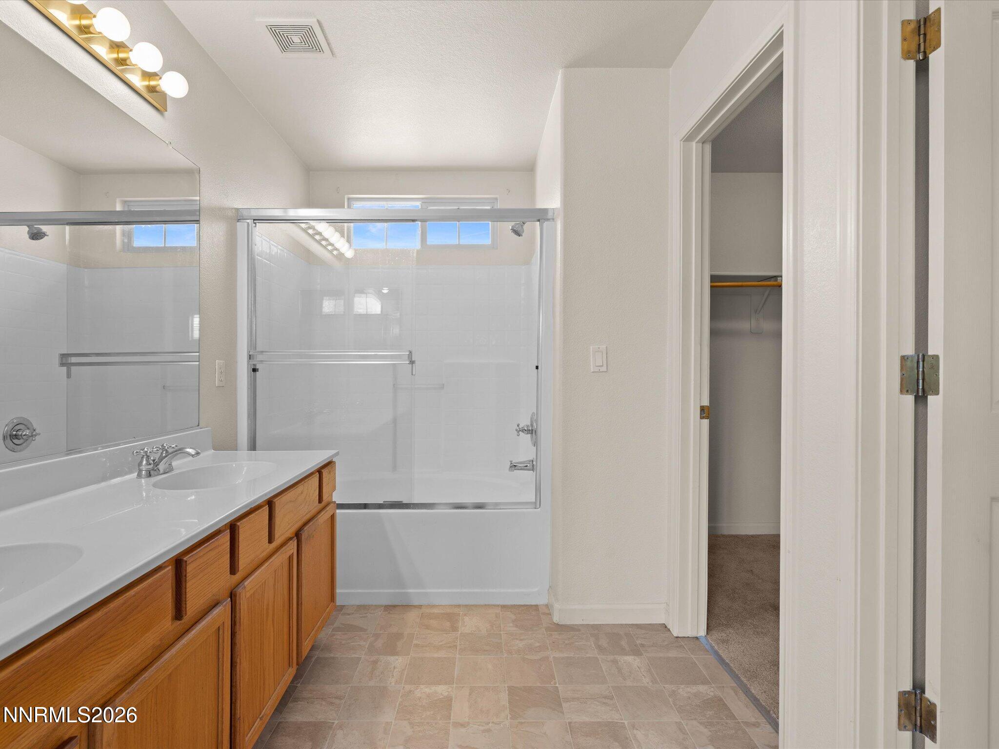 2563 Napoli Drive Property Photo 27