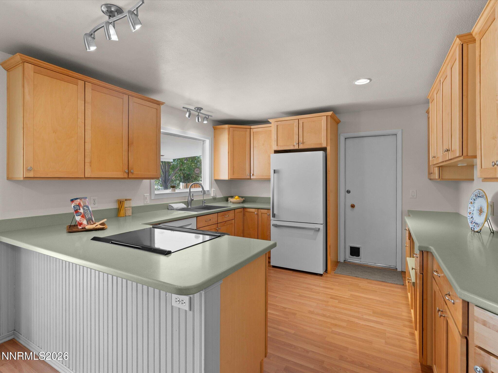10 Bear Street Property Photo 19