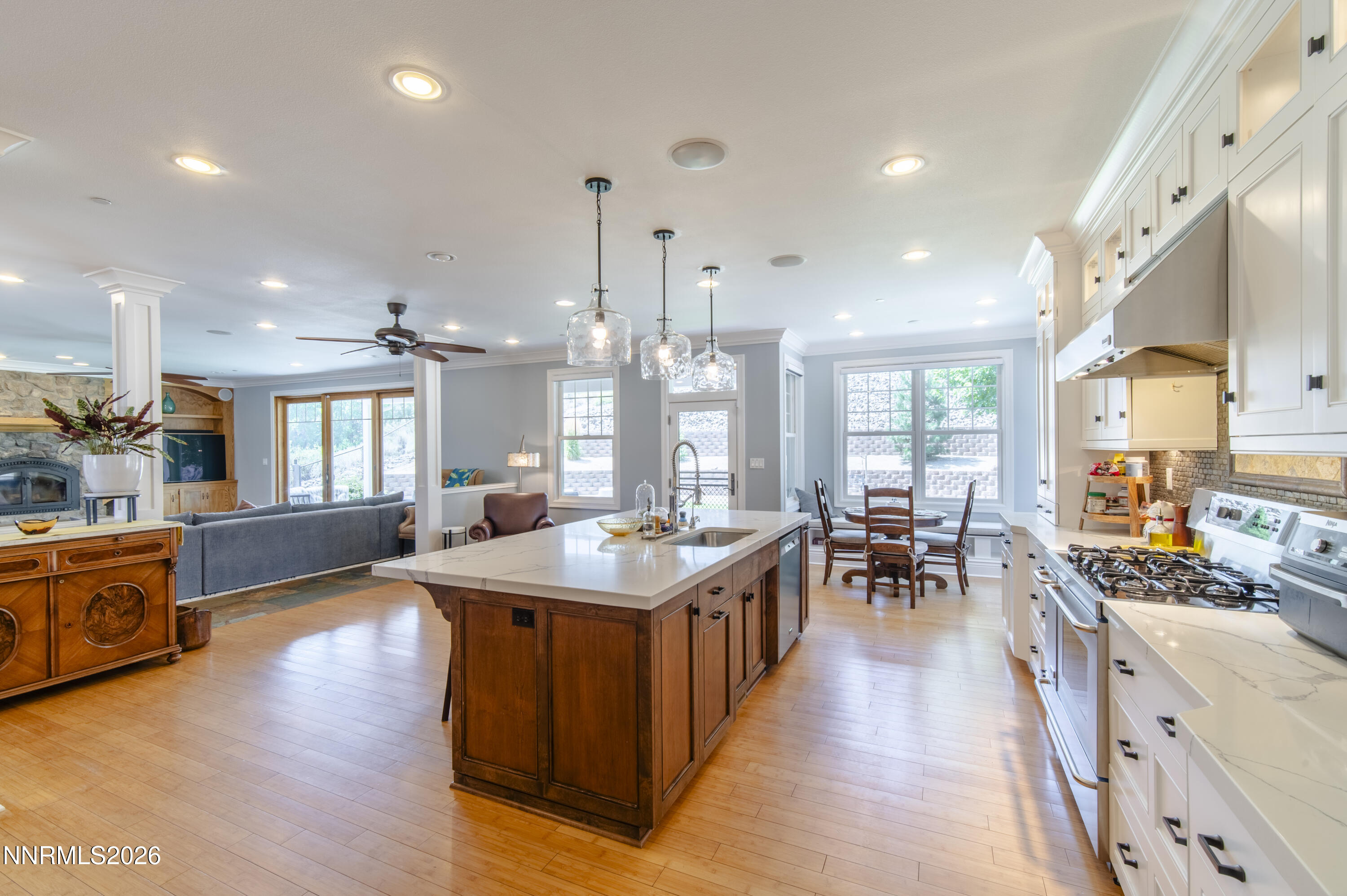 3757 County Line Road Property Photo 13