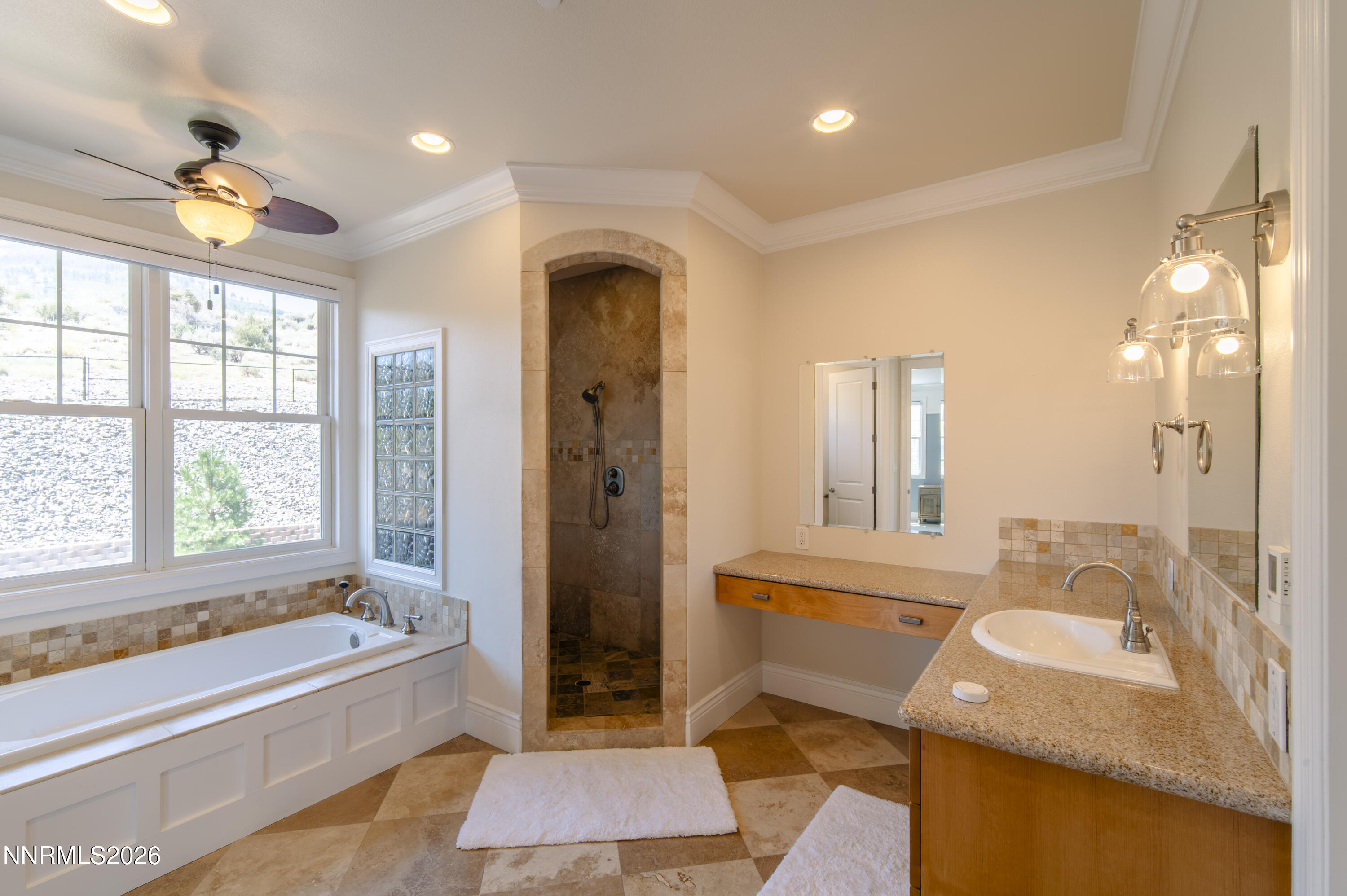 3757 County Line Road Property Photo 28