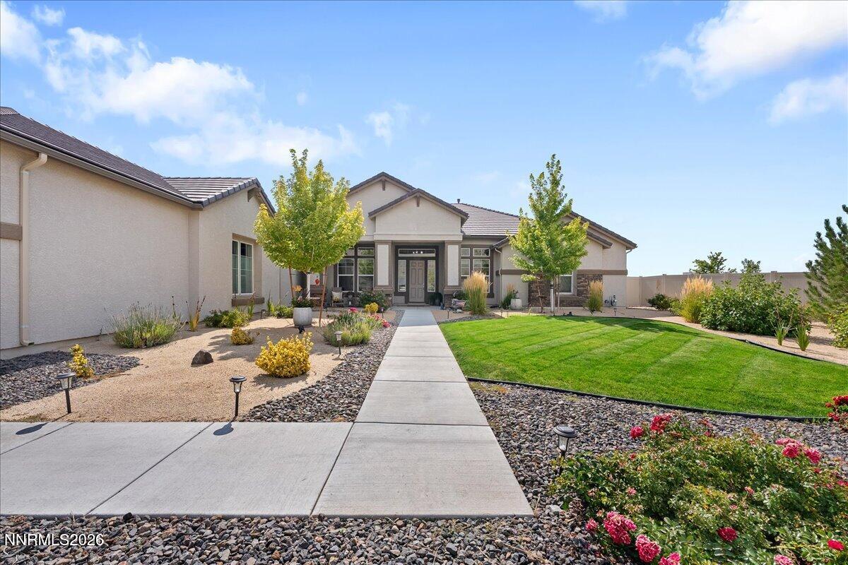 20 Diamond Stream Court Property Photo 4