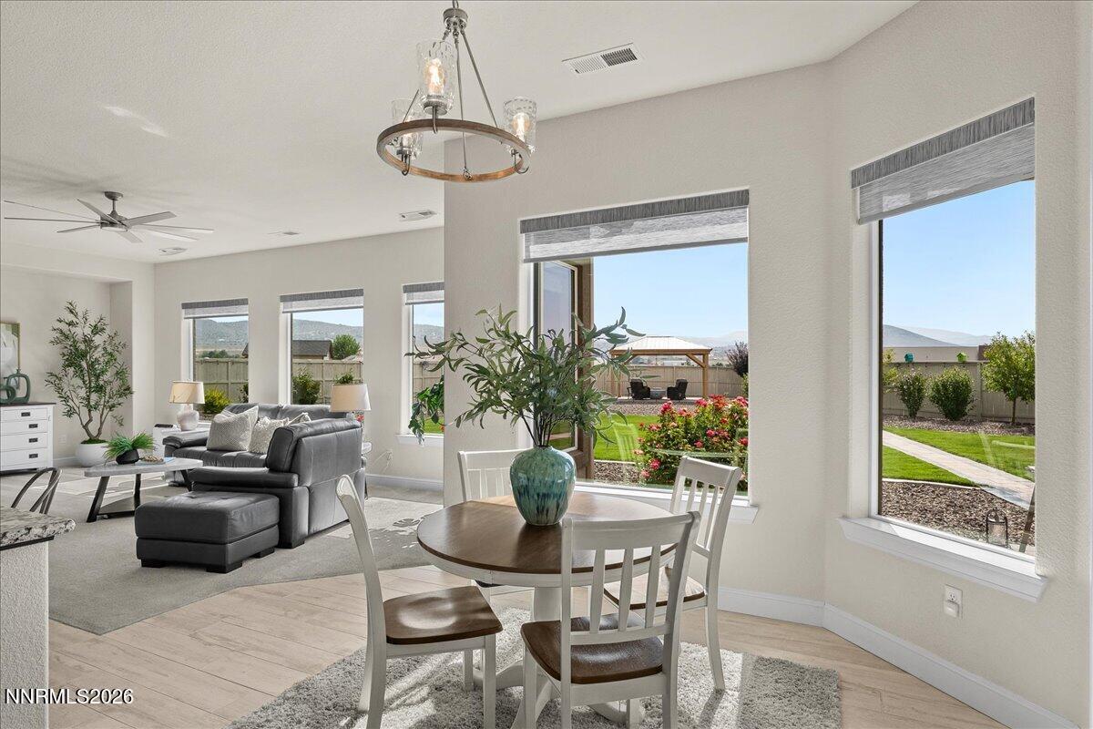 20 Diamond Stream Court Property Photo 15