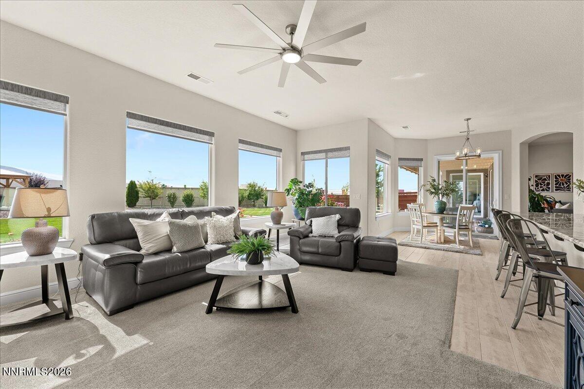 20 Diamond Stream Court Property Photo 19