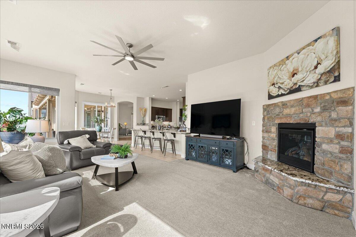 20 Diamond Stream Court Property Photo 20