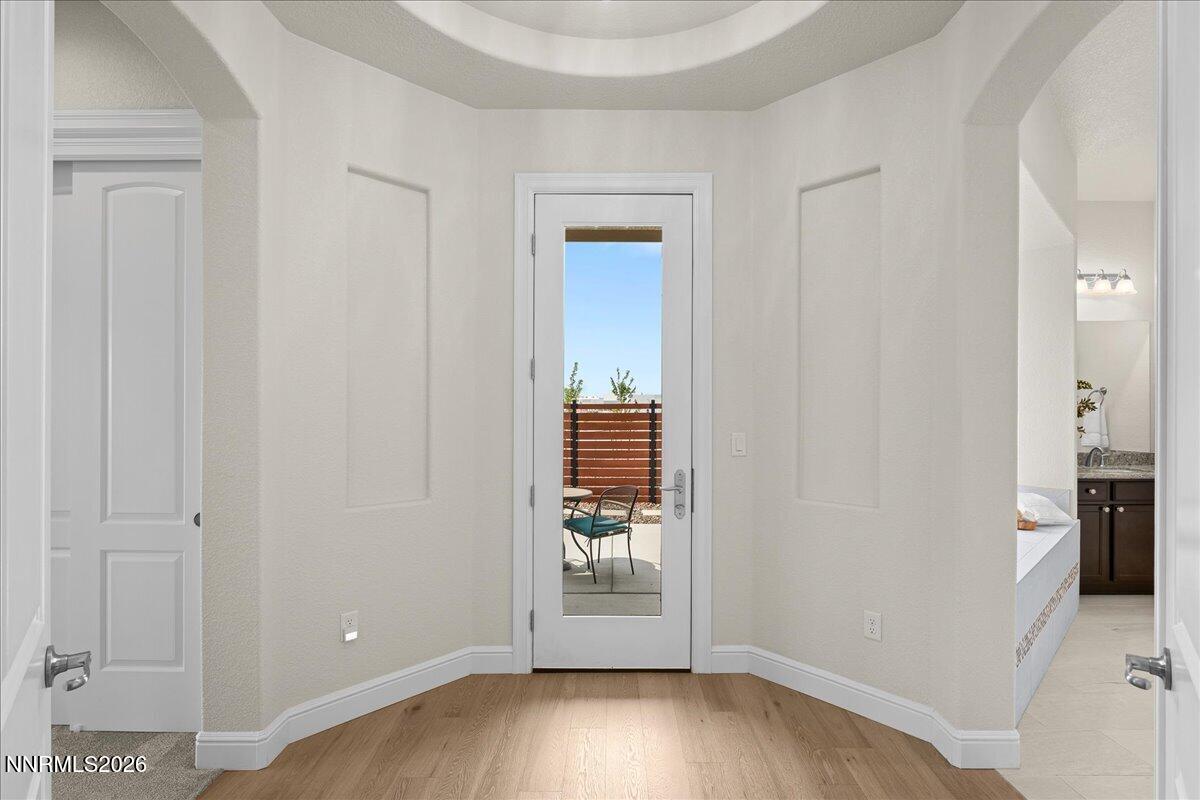 20 Diamond Stream Court Property Photo 21