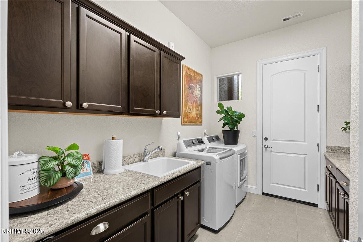 20 Diamond Stream Court Property Photo 35