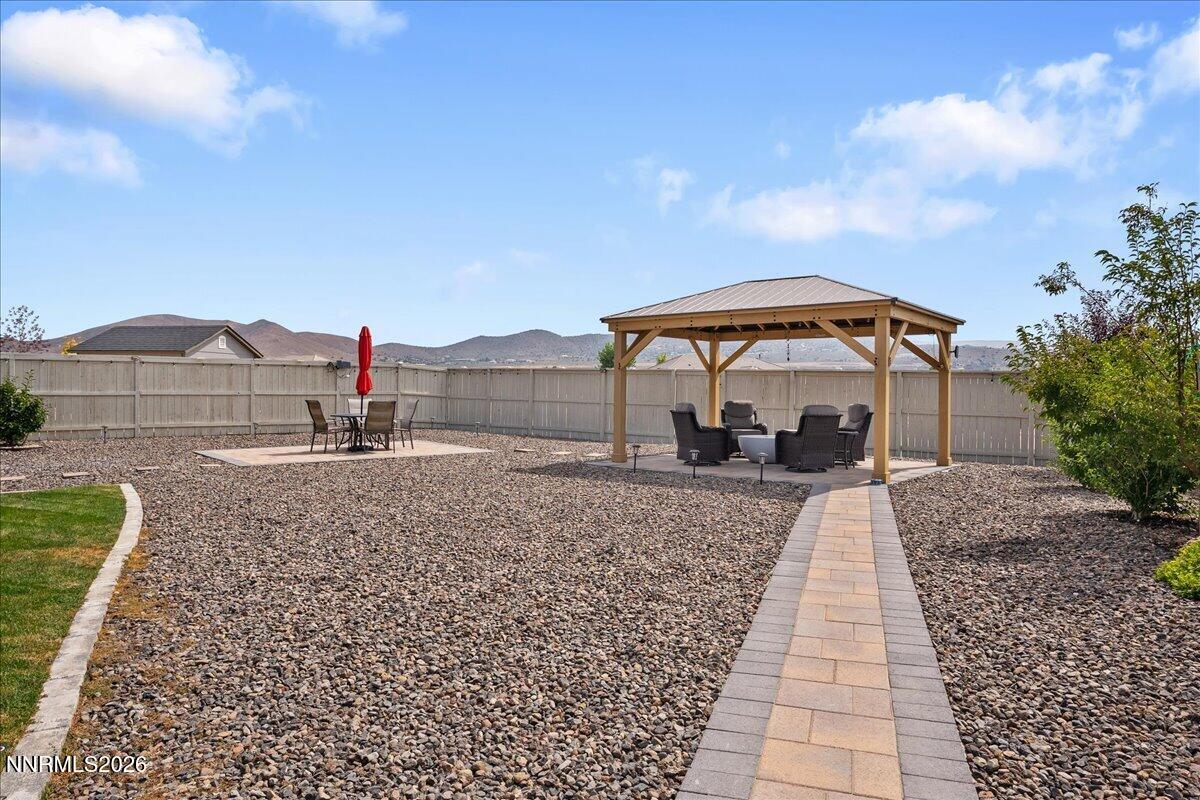 20 Diamond Stream Court Property Photo 40