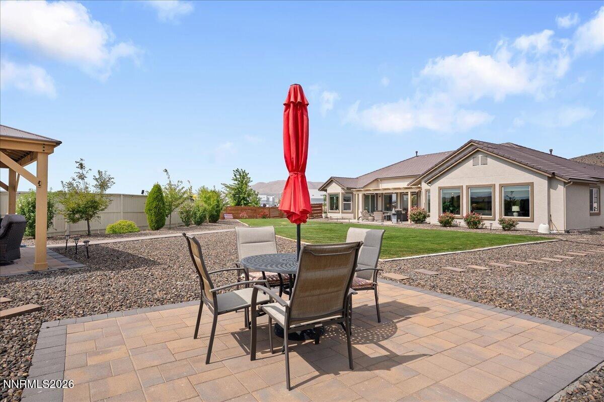 20 Diamond Stream Court Property Photo 42