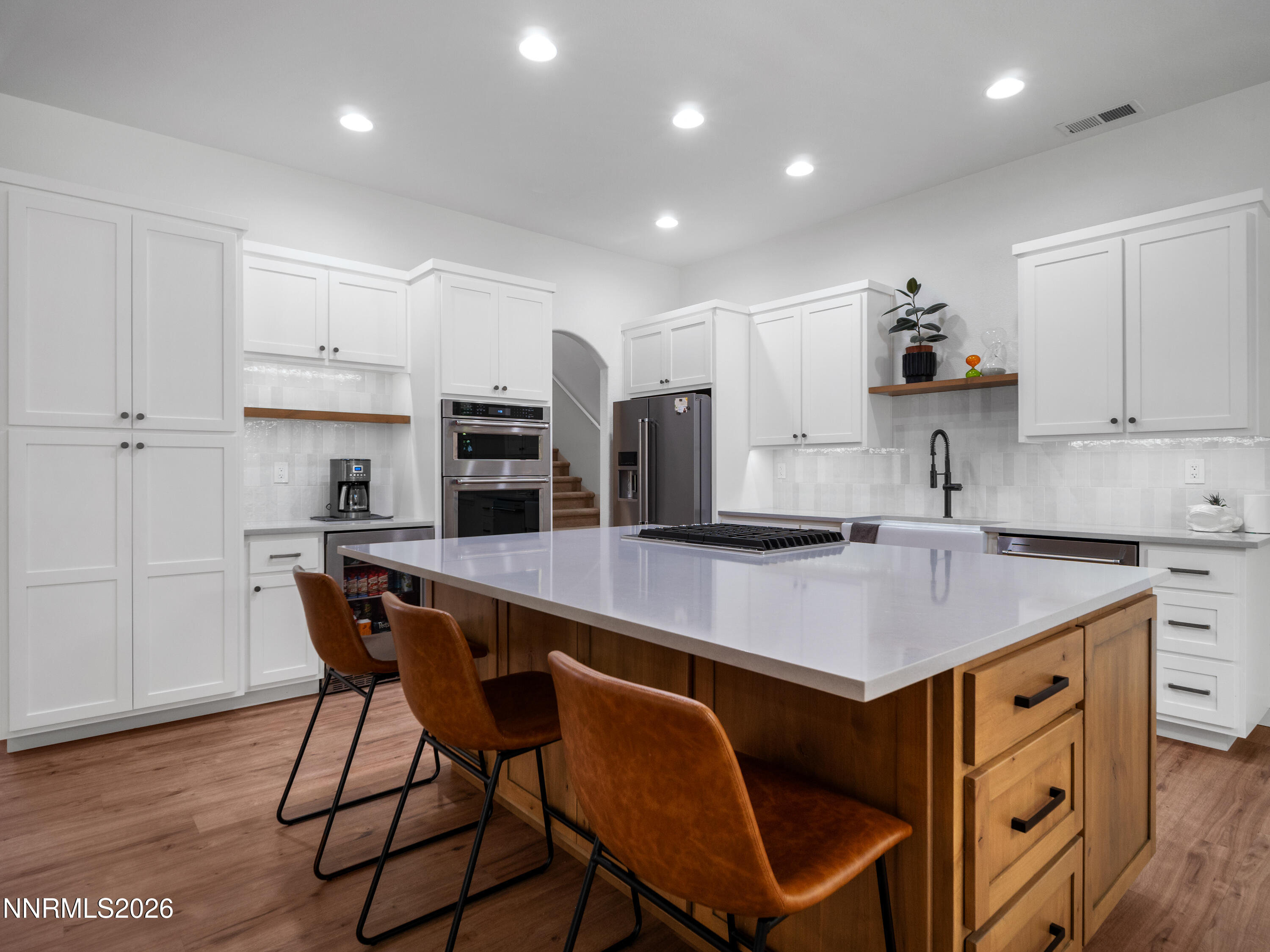 1376 Stodick Lane Property Photo 4