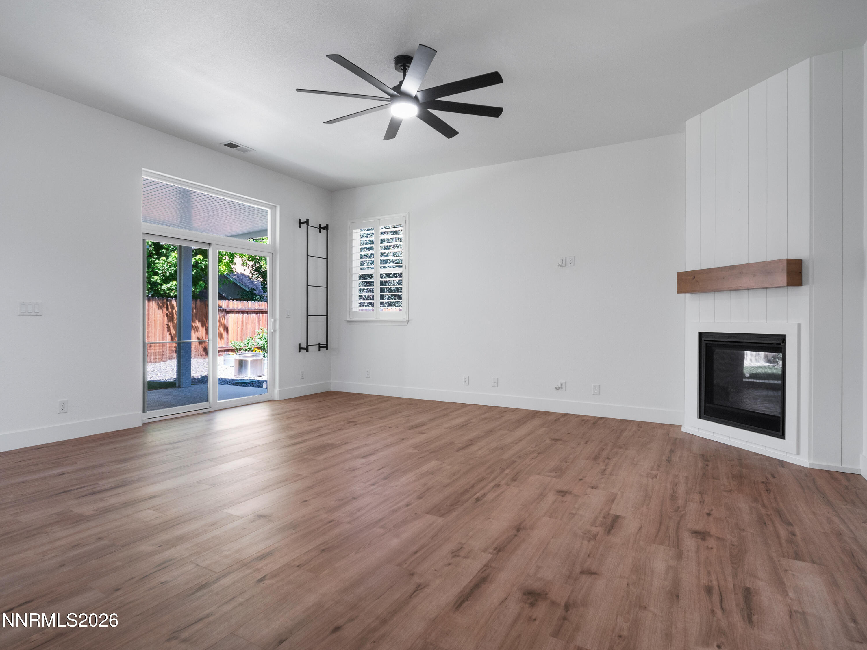 1376 Stodick Lane Property Photo 7