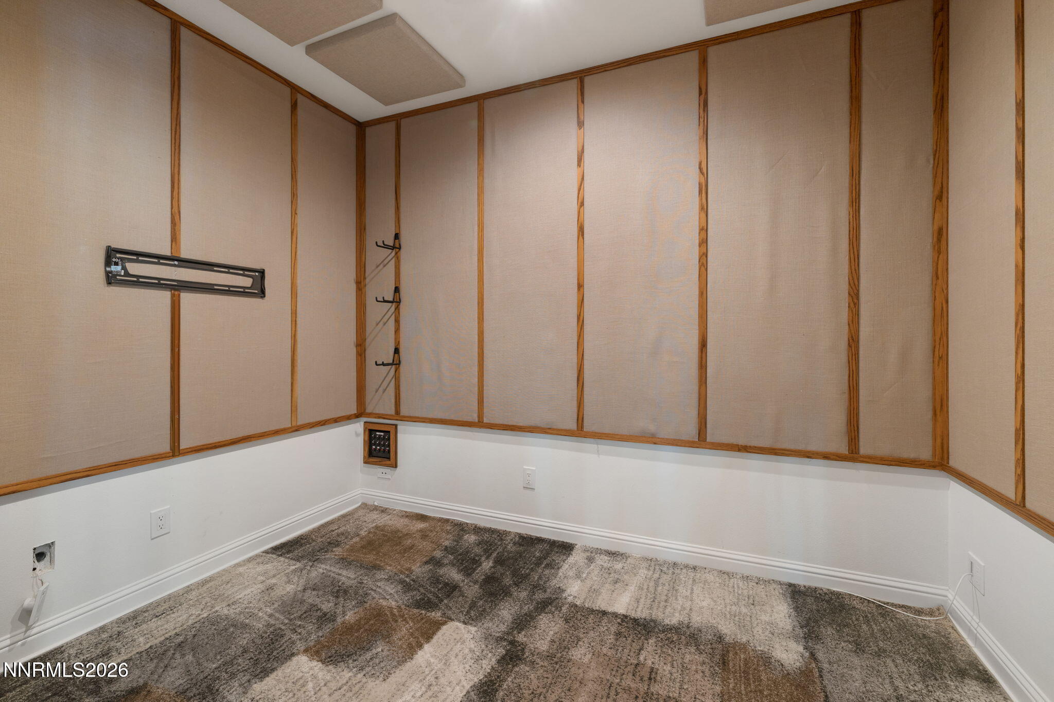 1180 Paddock Lane Property Photo 54