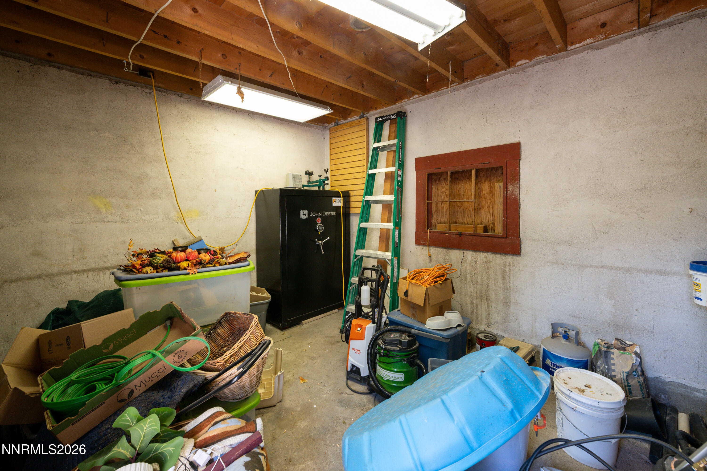33 N West Street Property Photo 33