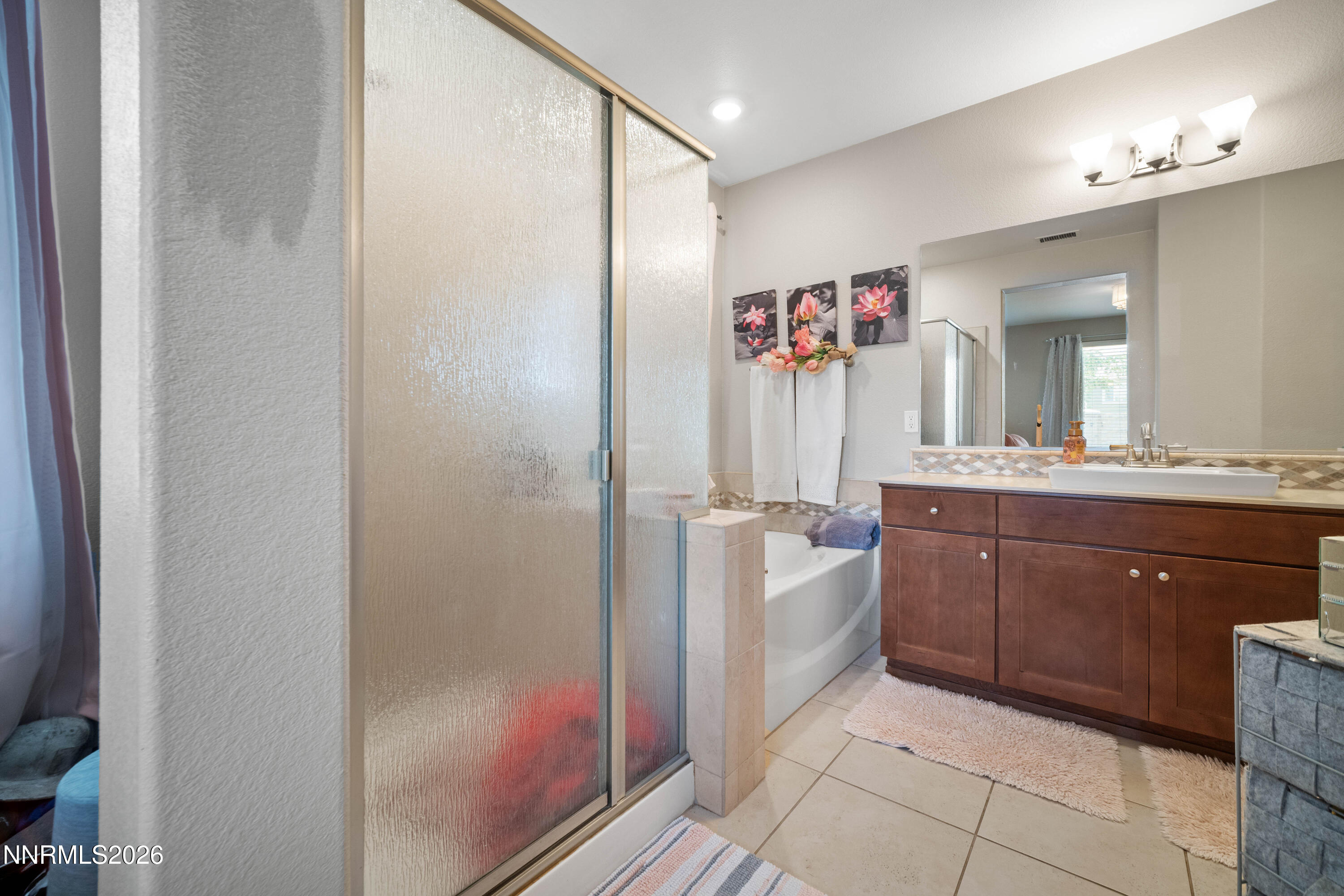 1135 Silver Coyote Drive Property Photo 14