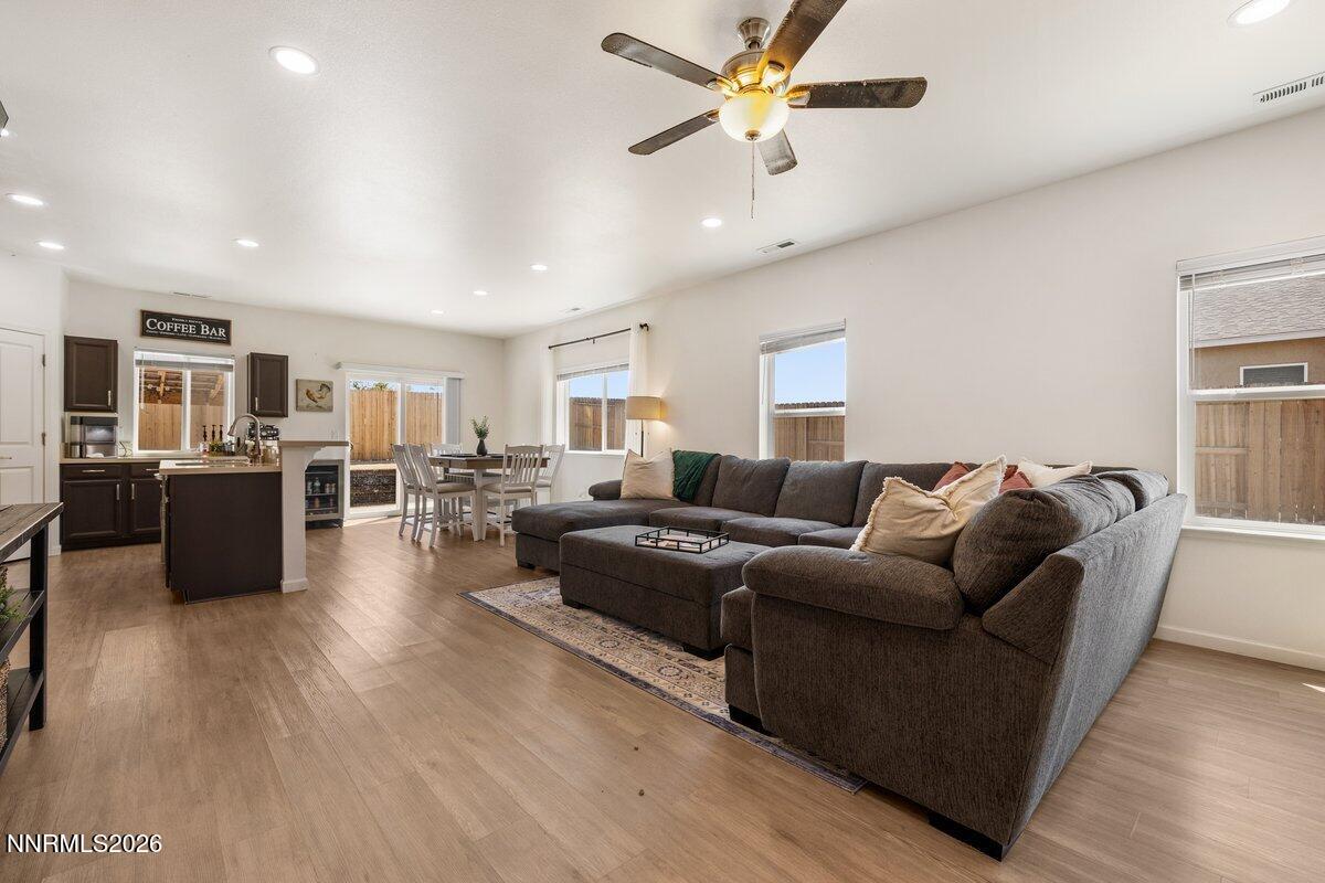 1332 Serenity Circle Property Photo 3