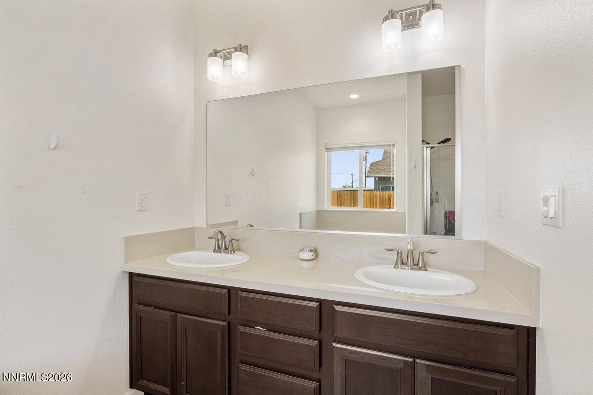 1332 Serenity Circle Property Photo 11