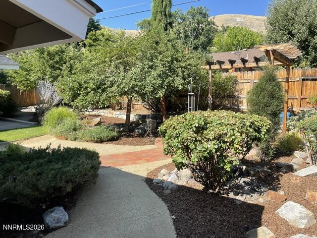 540 S Richmond Avenue Property Photo 4