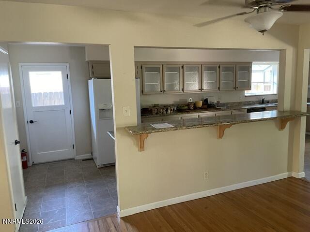 540 S Richmond Avenue Property Photo 17