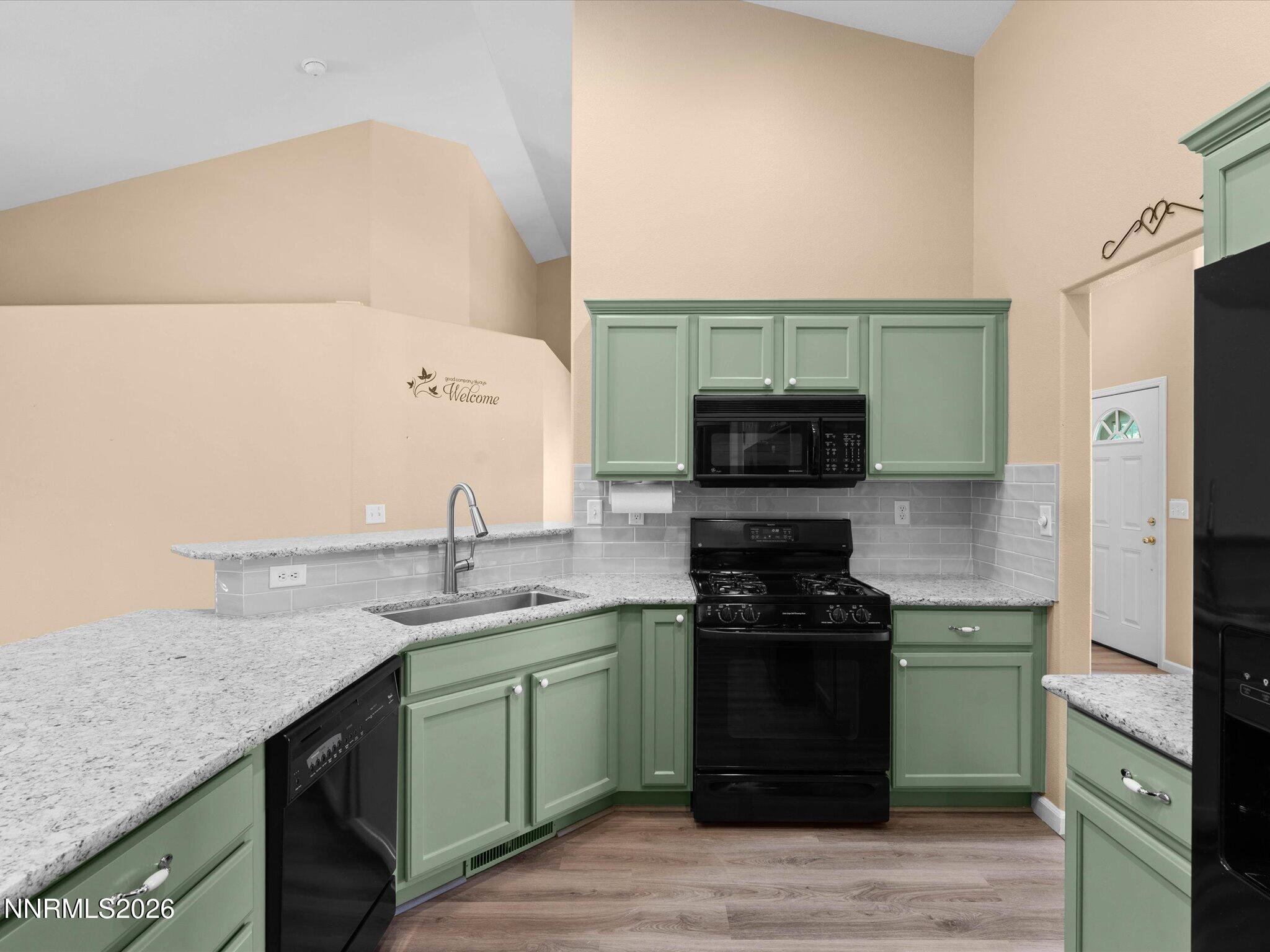 1355 Guiness Way Property Photo 19