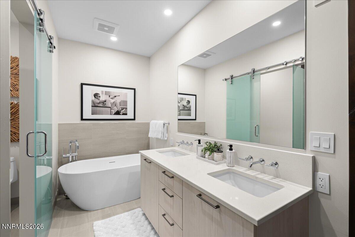 33 Beach Club Drive 502 Property Photo 11