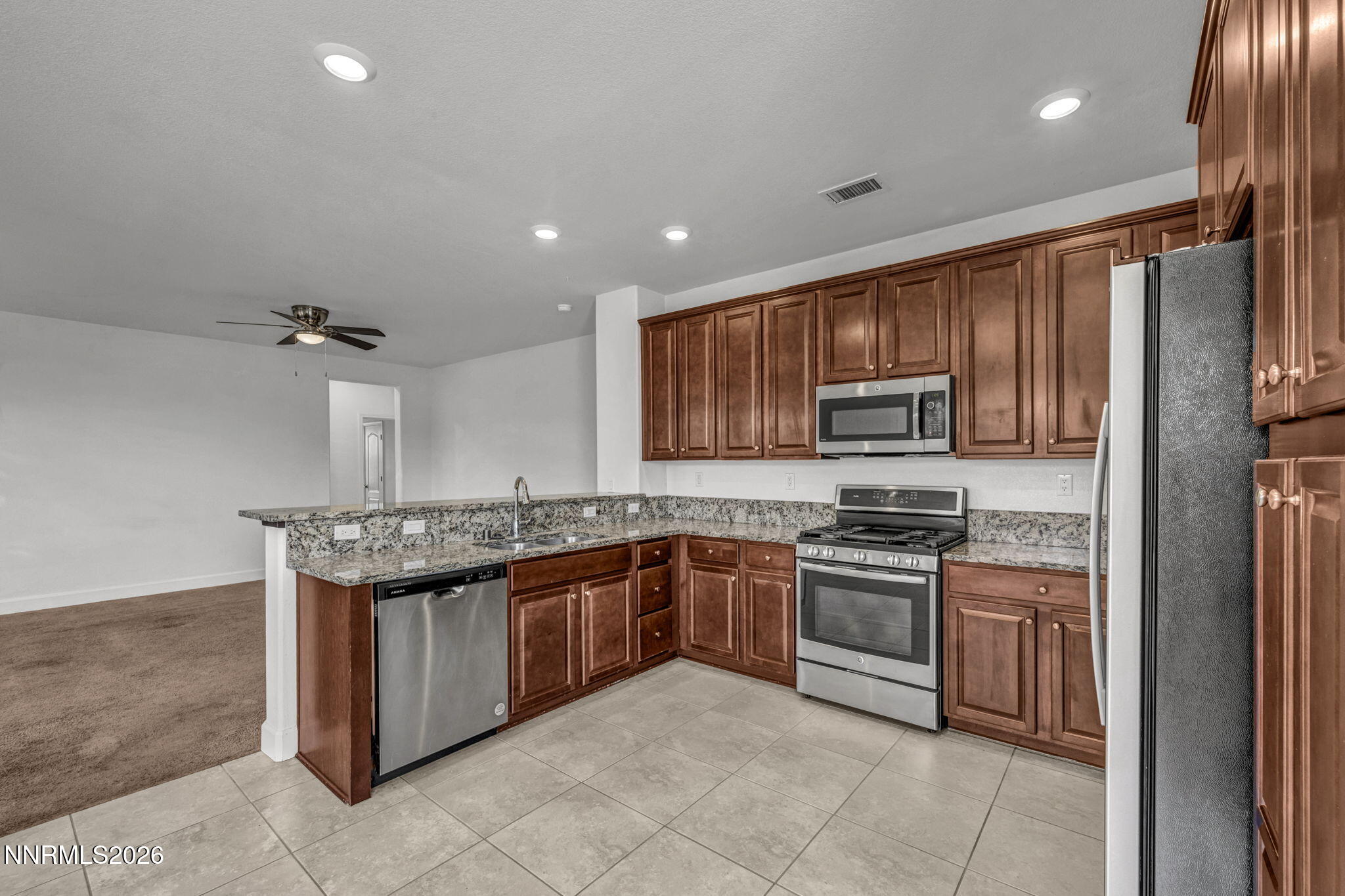 1114 Monument Peak Drive Property Photo 17